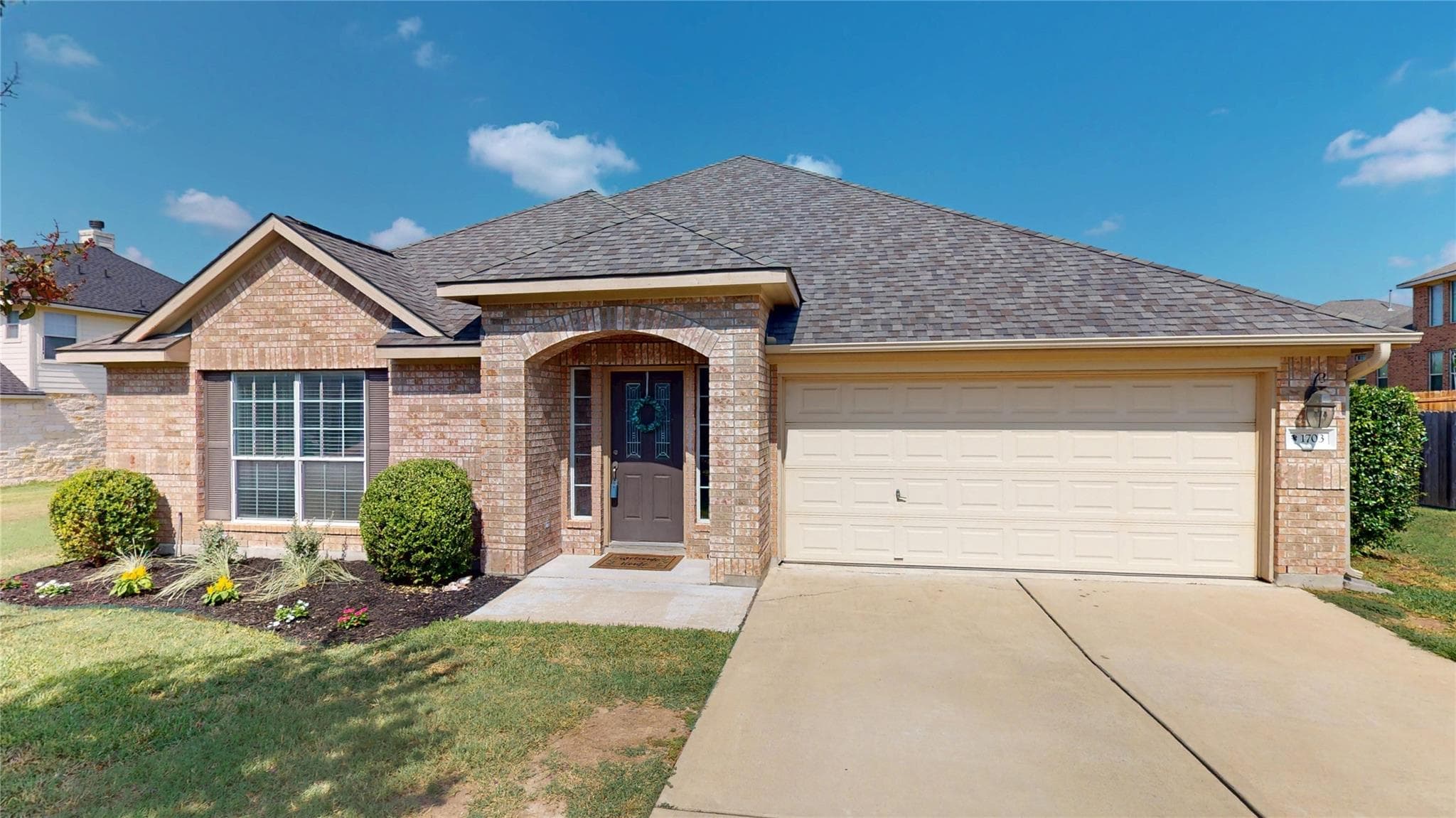 1703  Oakland Dr