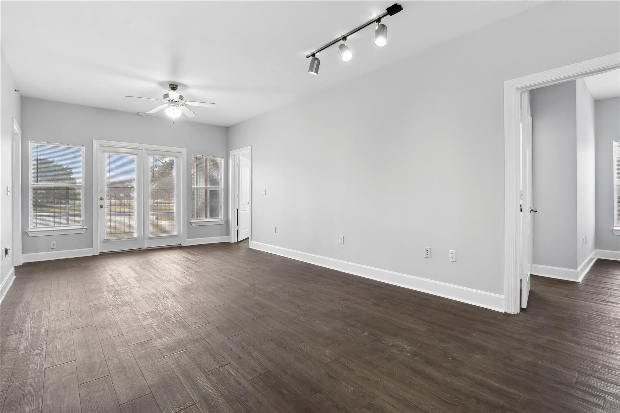 1901  Crossing Pl  #3101