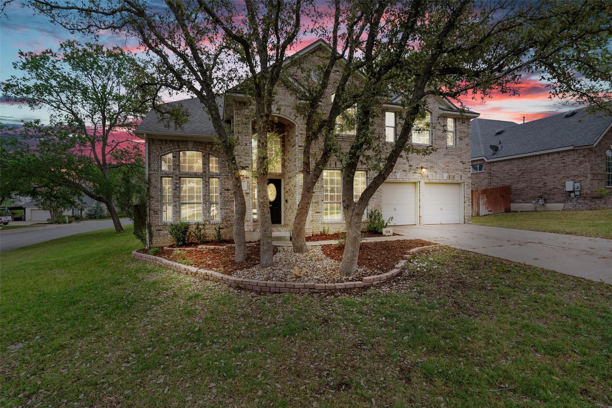 318  Ridge Run Dr
