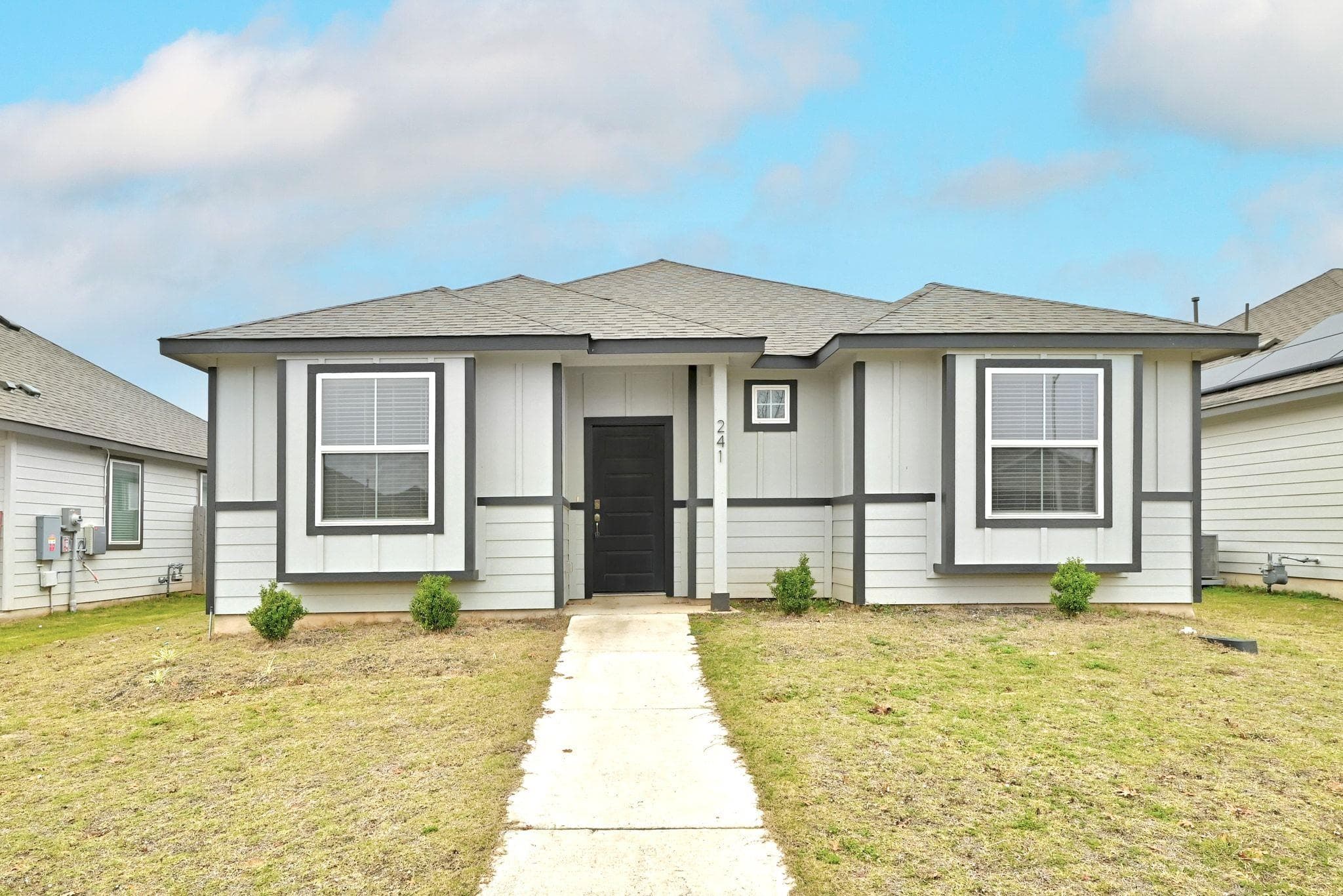 241  Banff Dr