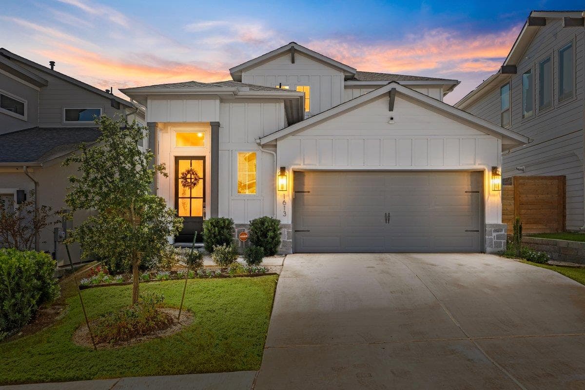 1613  Seeger Dr