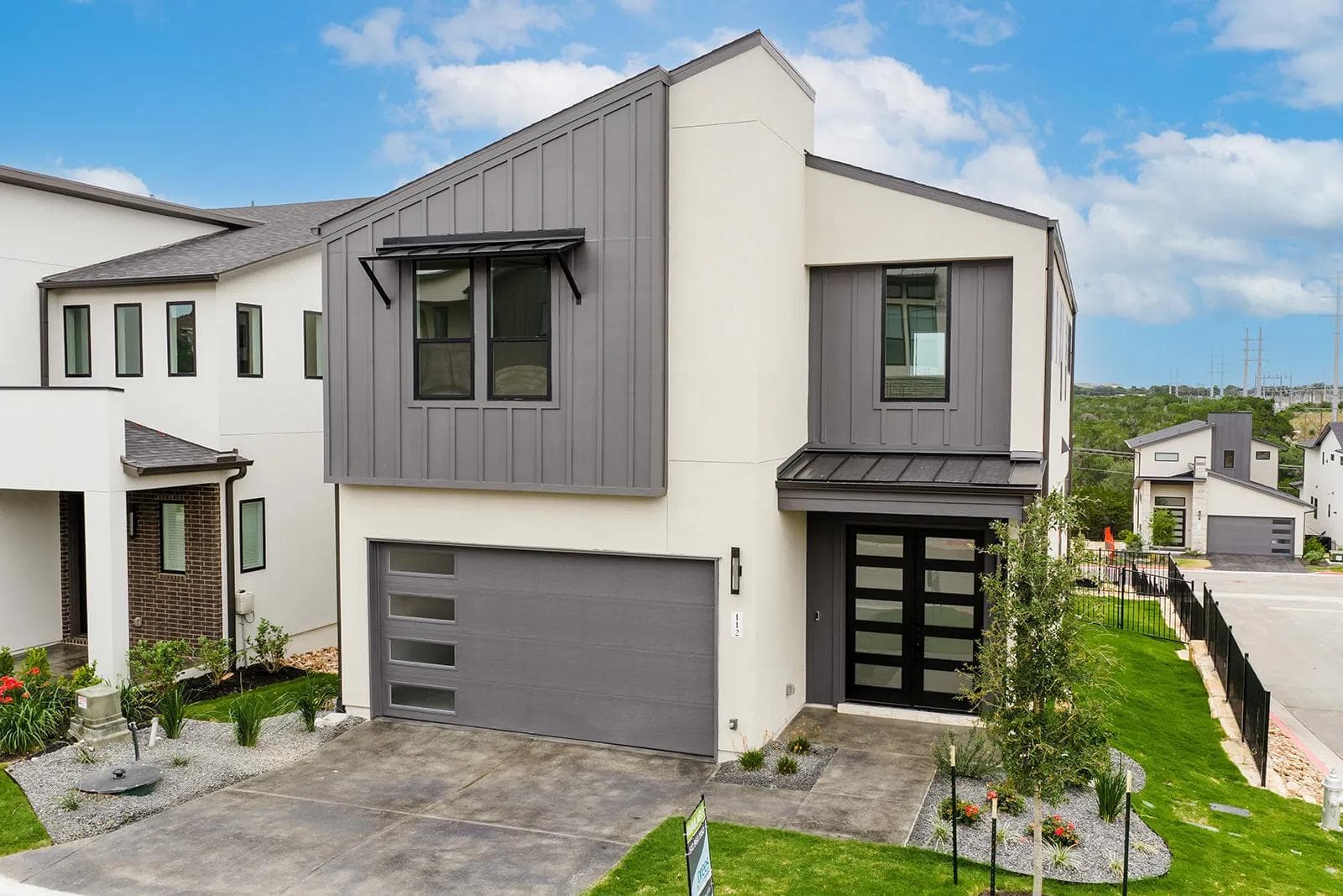 112  Pennybacker Ln