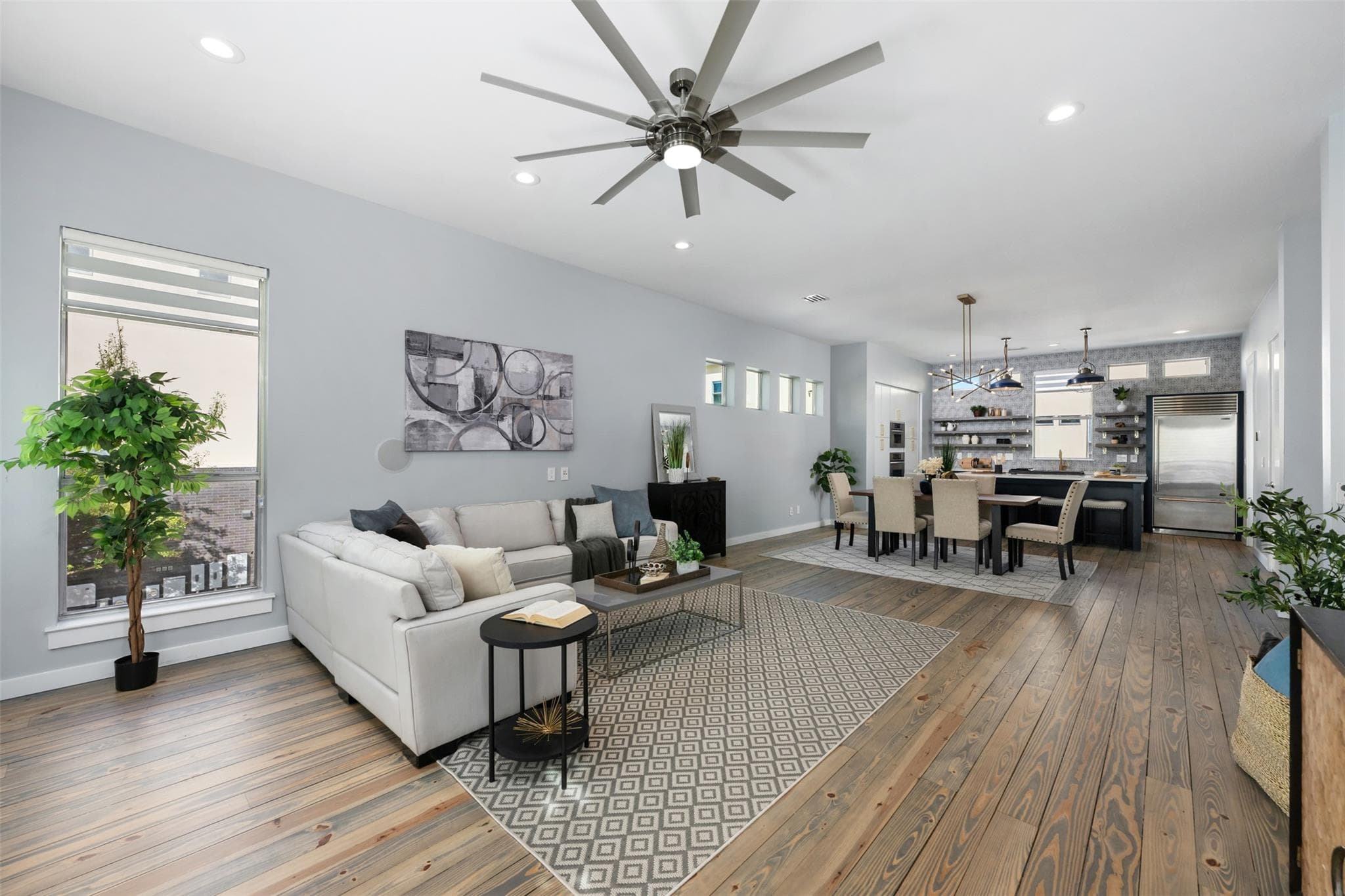1209  Kinney Ave  #D
