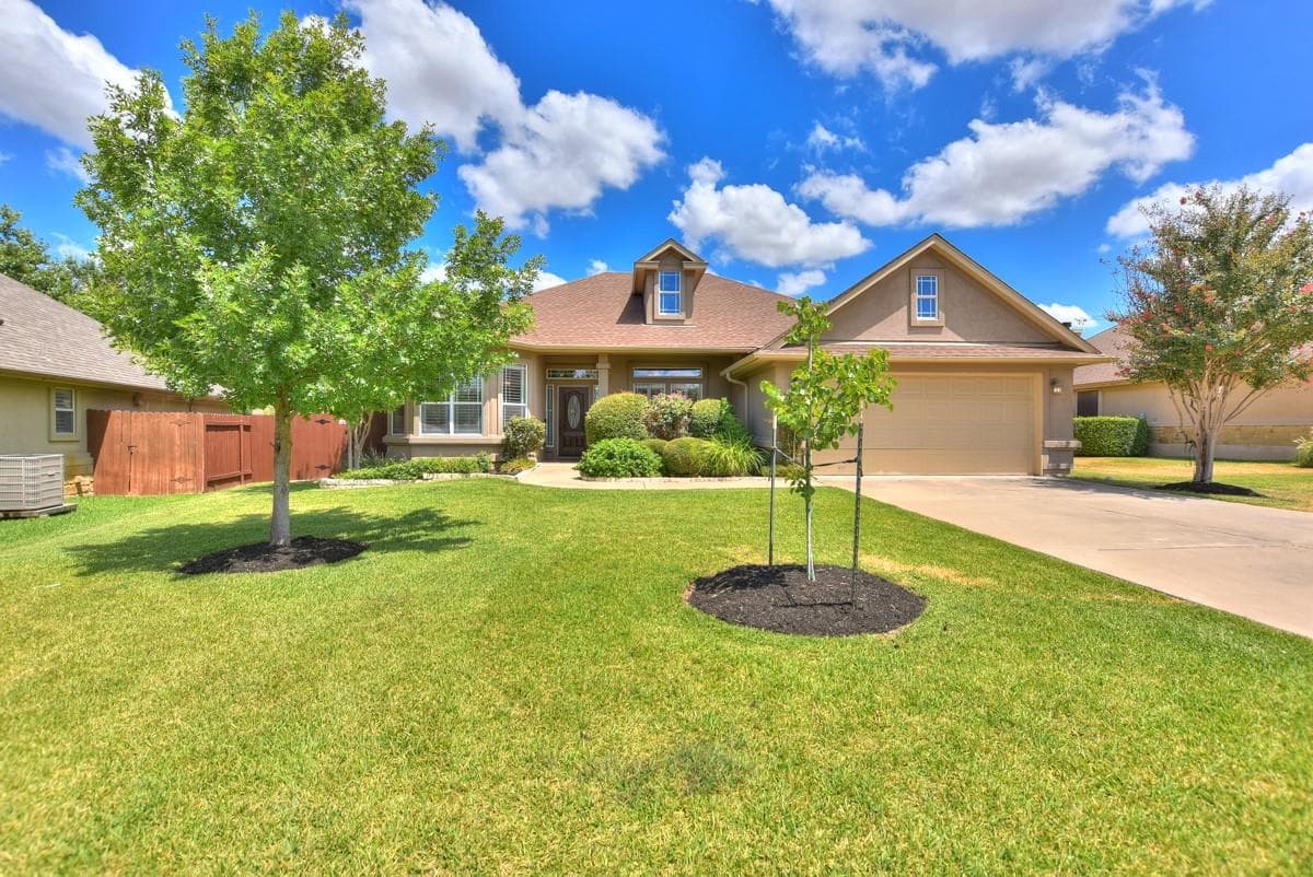 30617  Chi Chi Dr