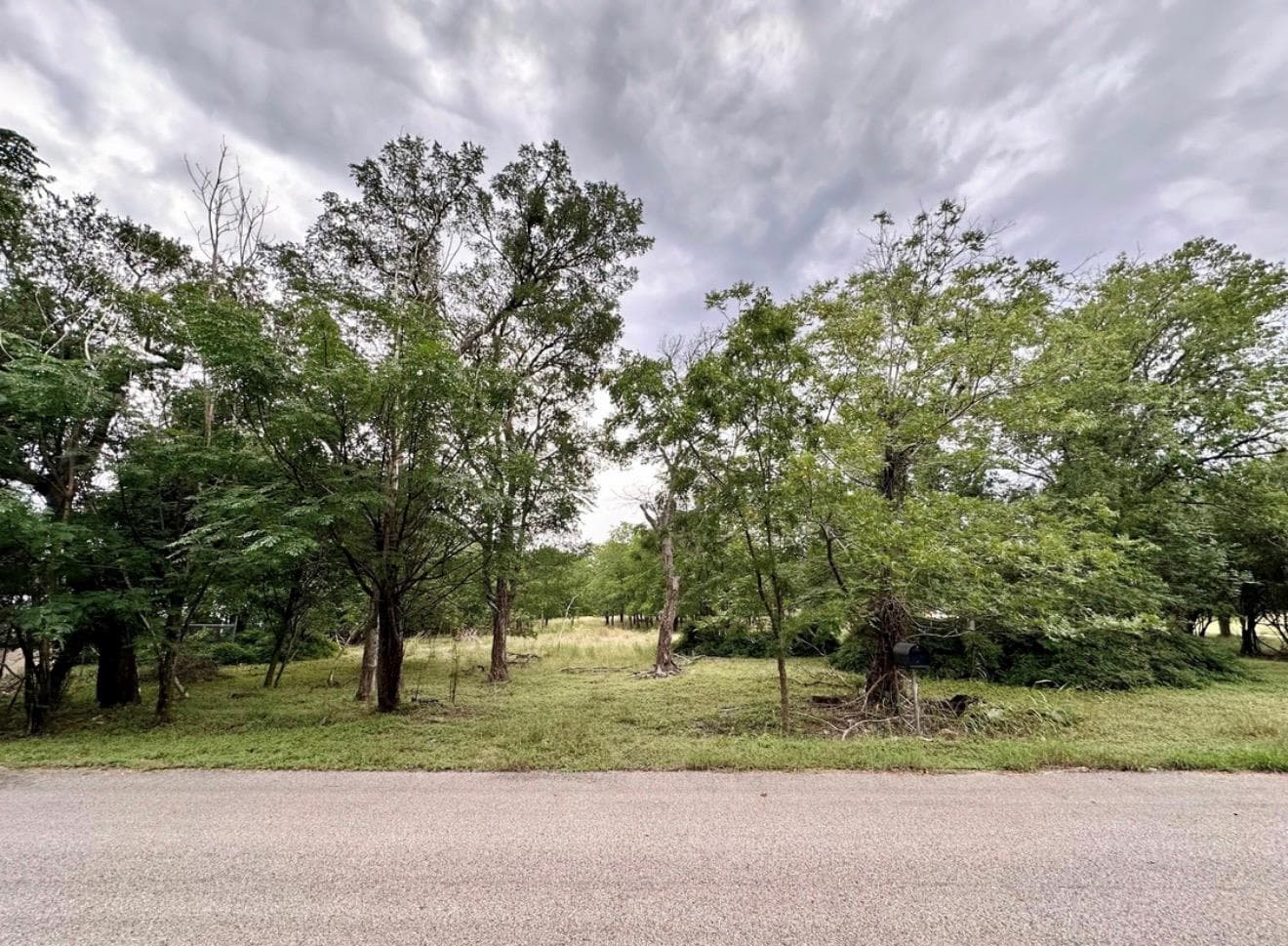 911  Penion Dr