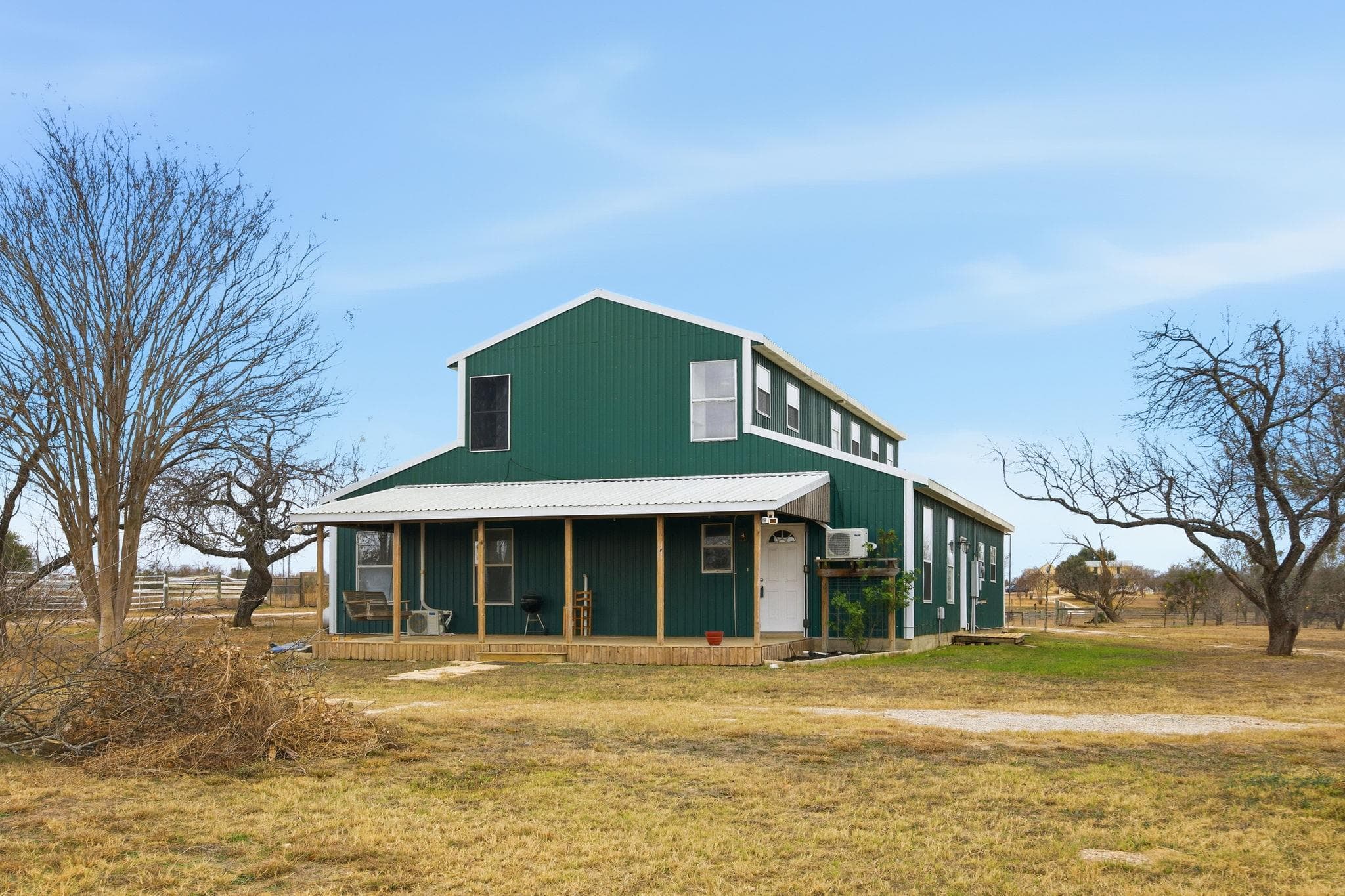 610  Eastview Dr