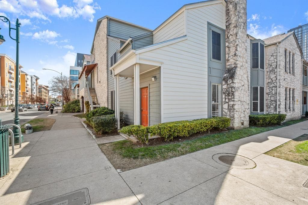 2529  Rio Grande St  #7