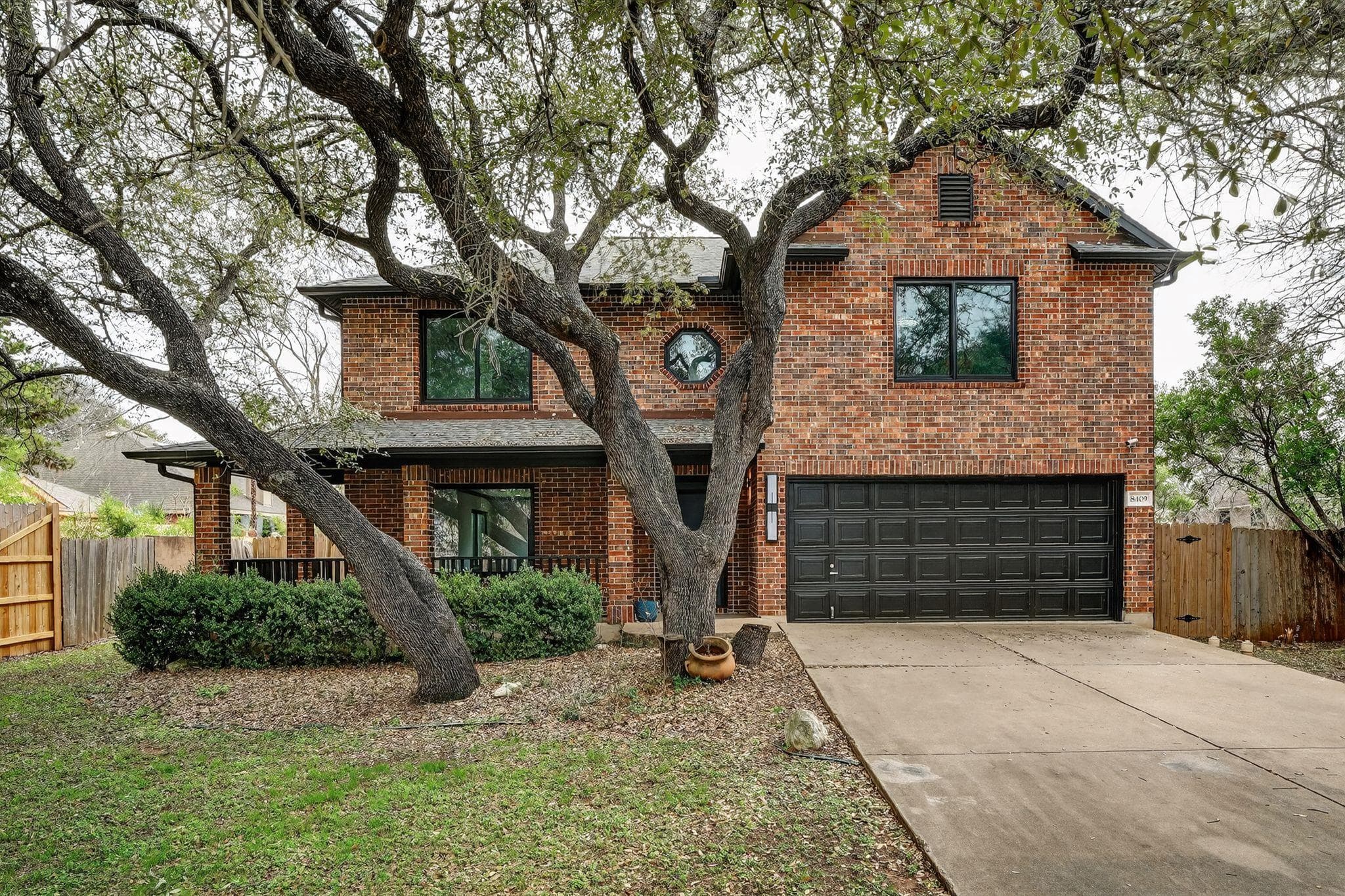 8409  Nairn Dr