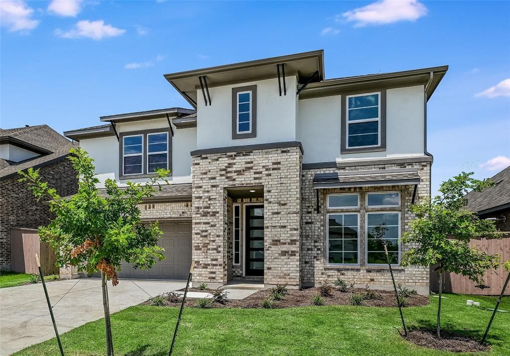 326  Smithsonian Ln