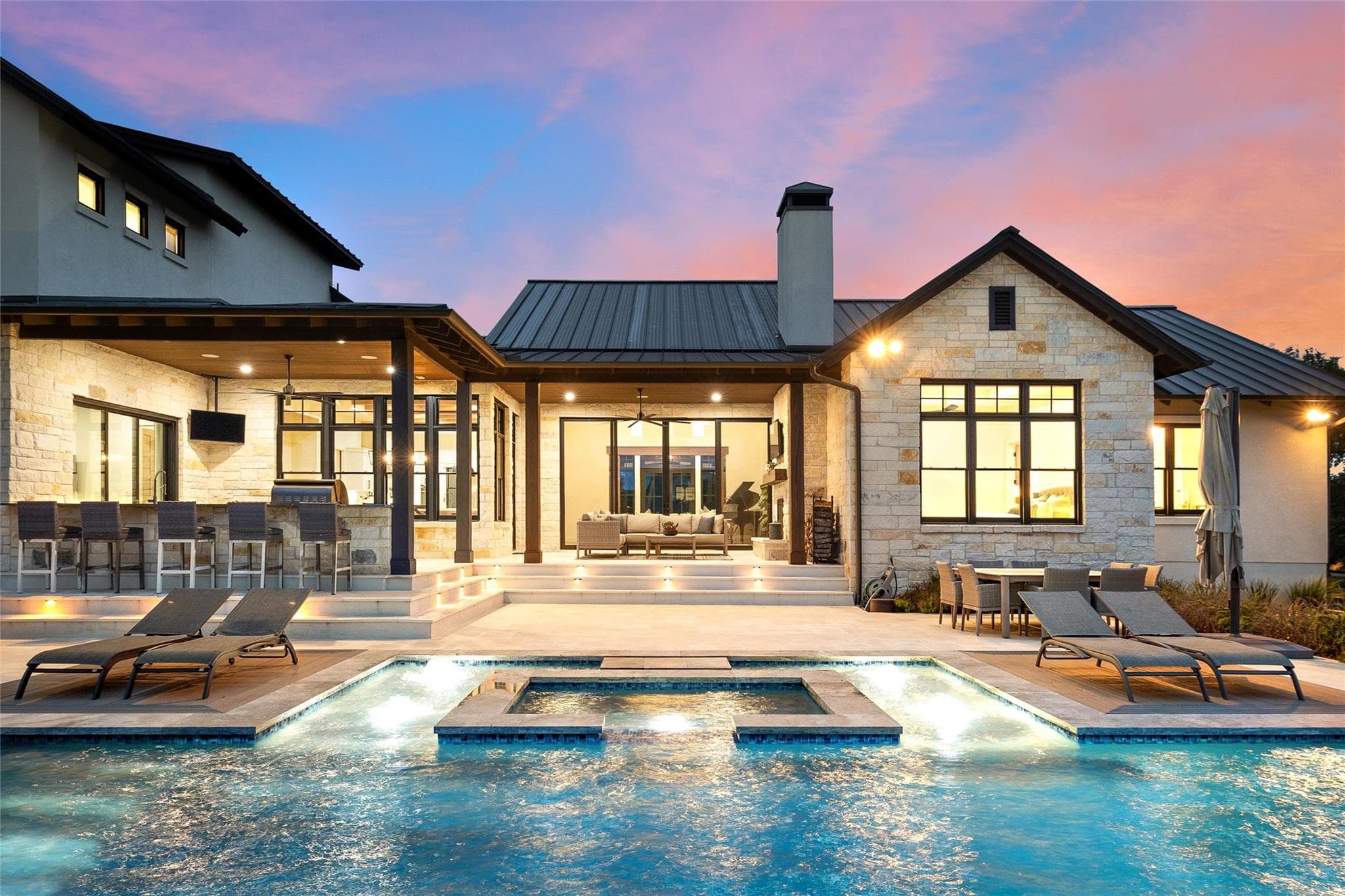 831  Polo Club Dr