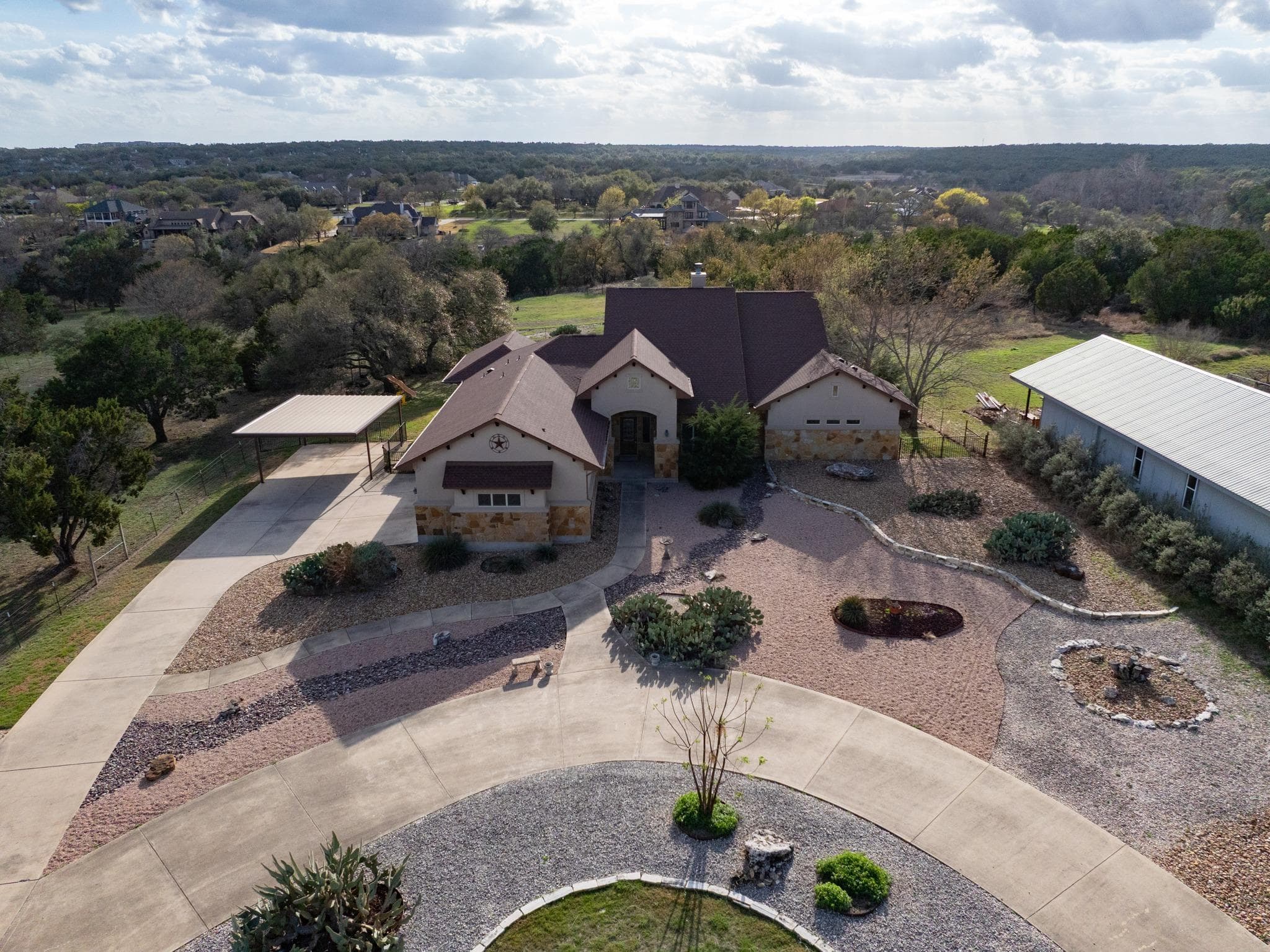 204  Skyline Rd