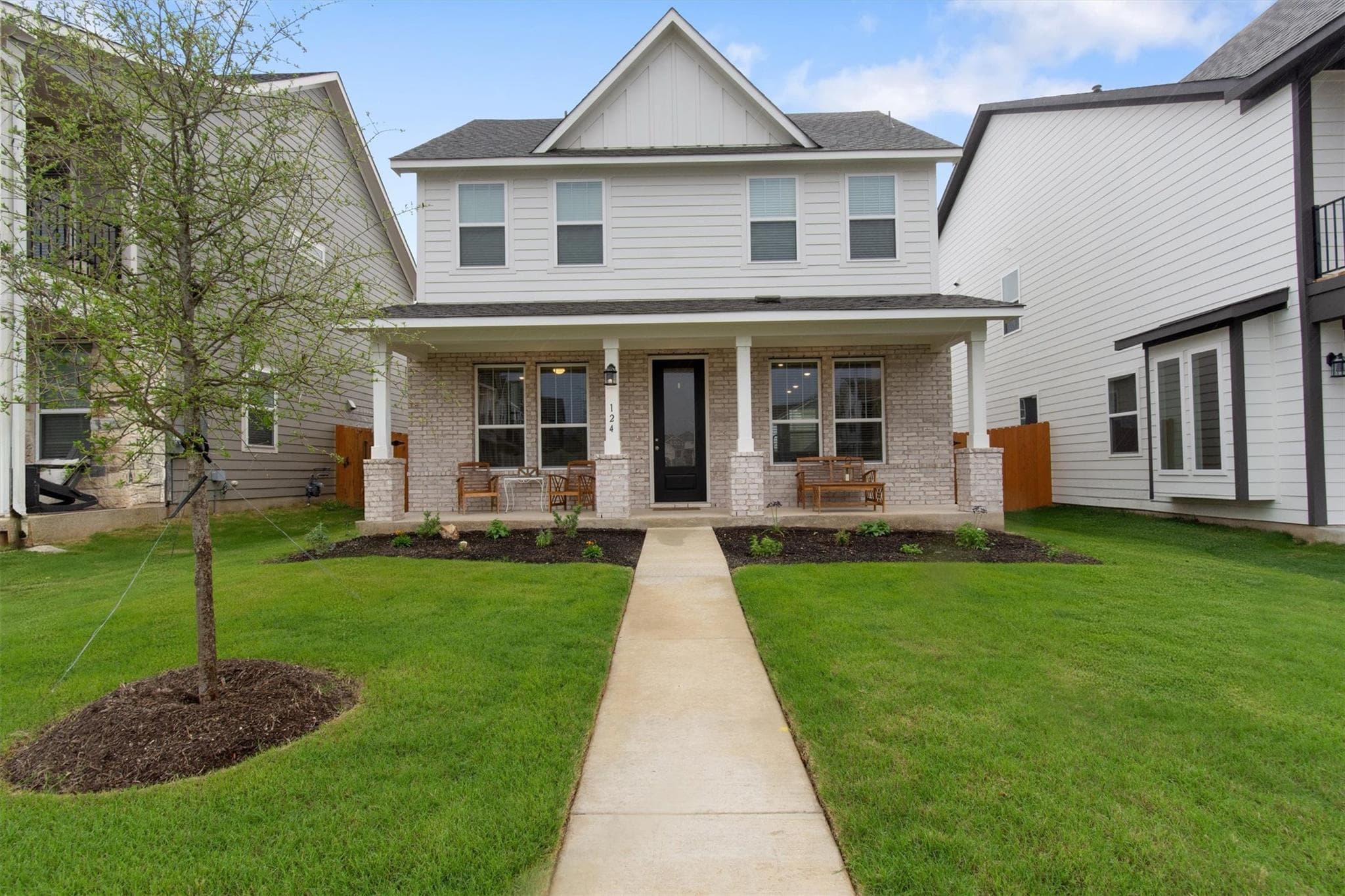 124  Barret Dr
