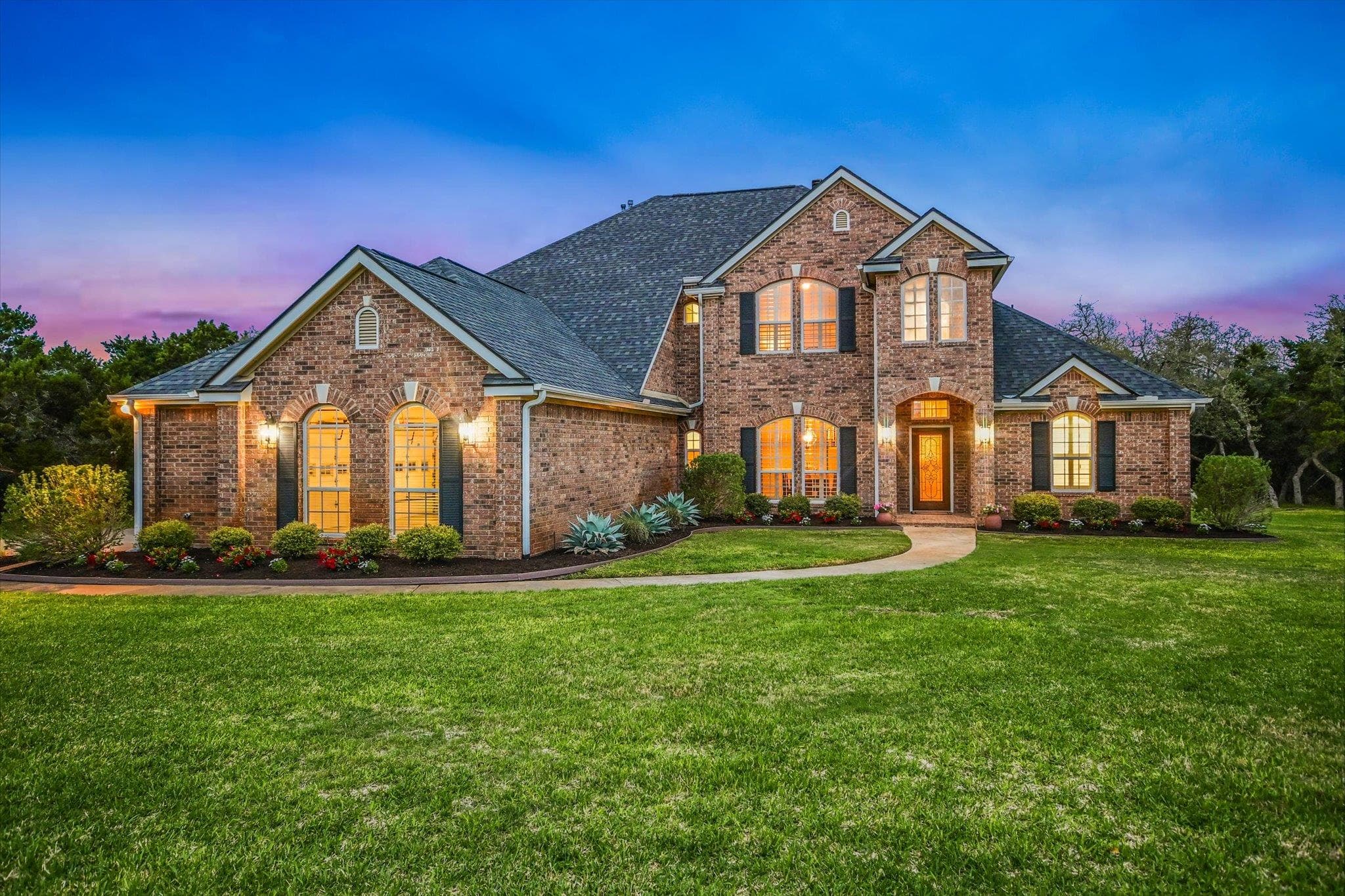 504  Saddlehorn Dr