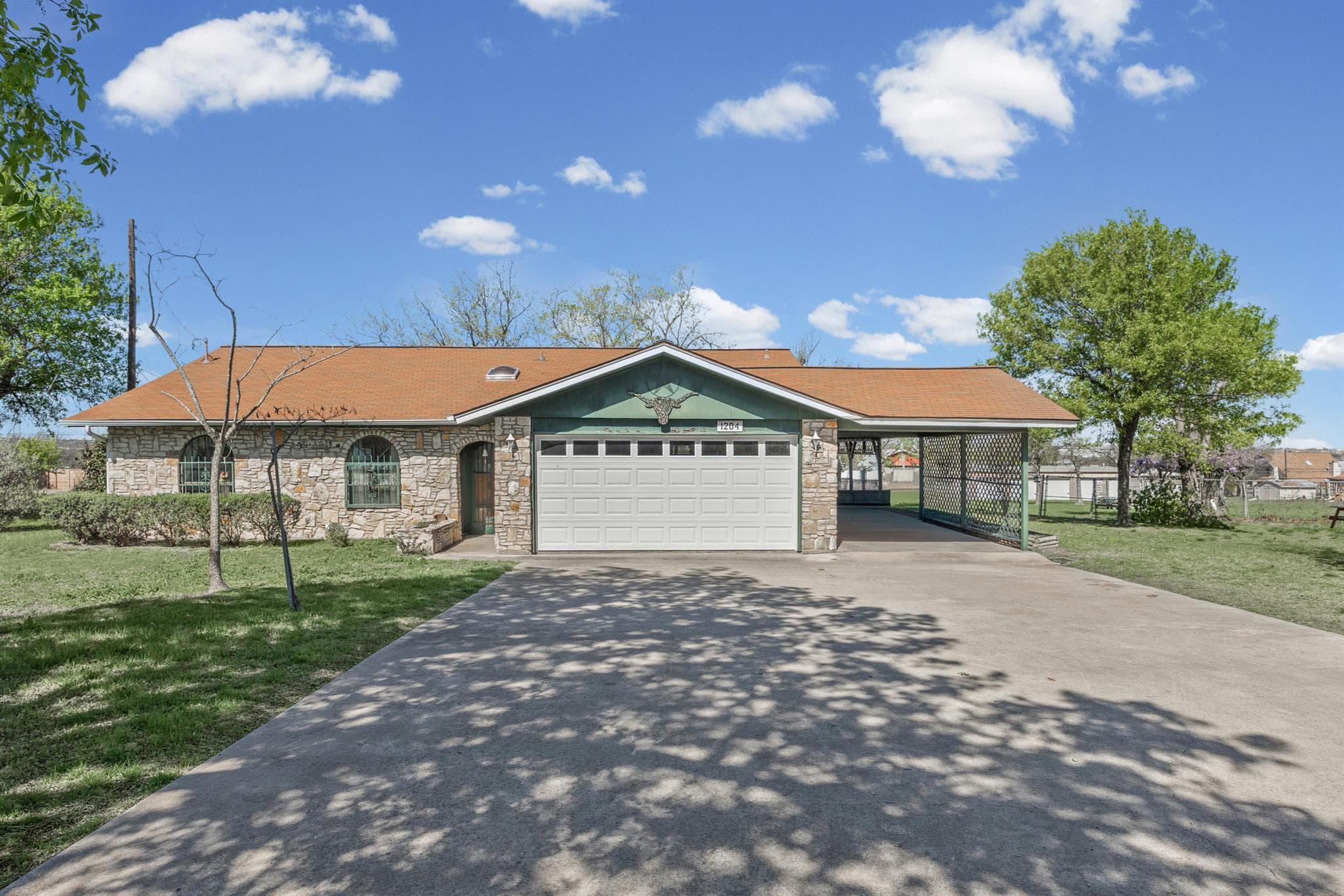 1204  Vapor Dr