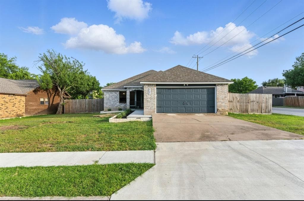 2101 Boxwood Path