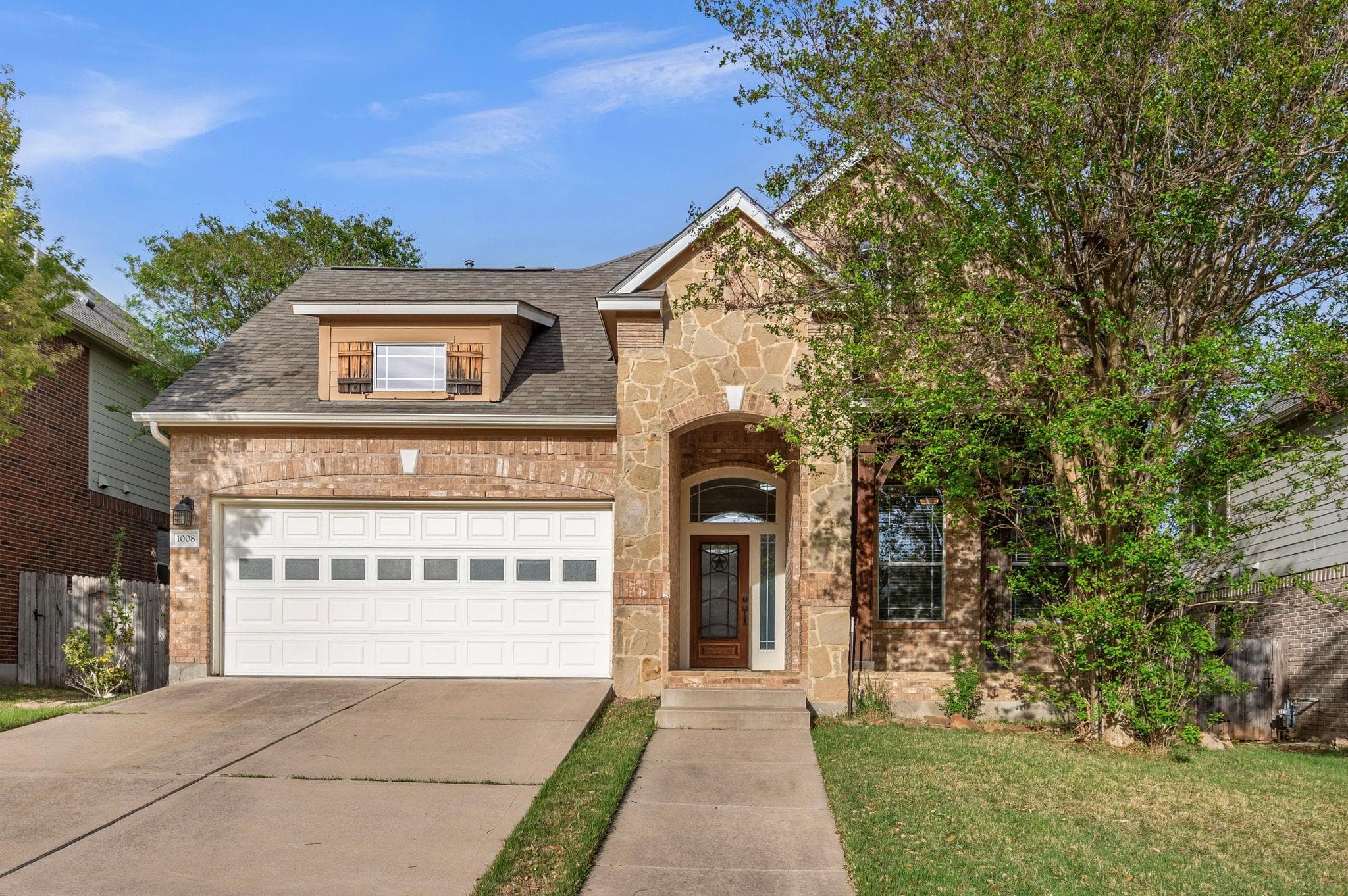 1008  Walsh Hill Trl