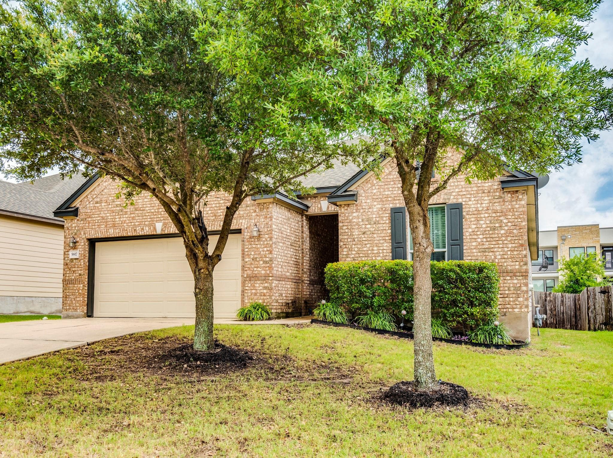 5817 Sardinia Dr