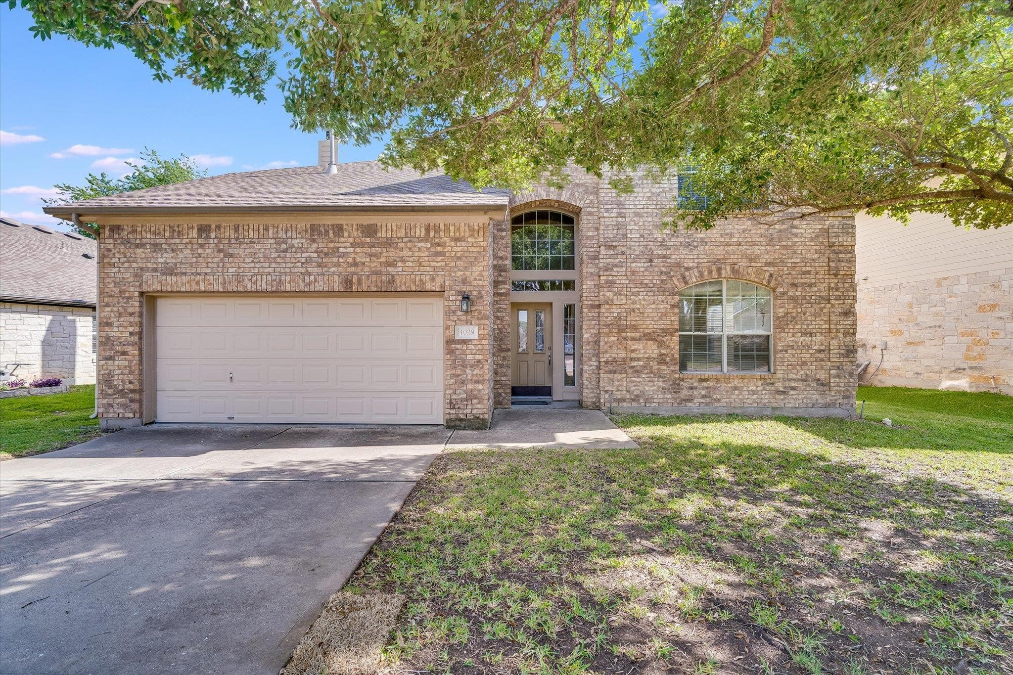 4029  Lake Edge Way