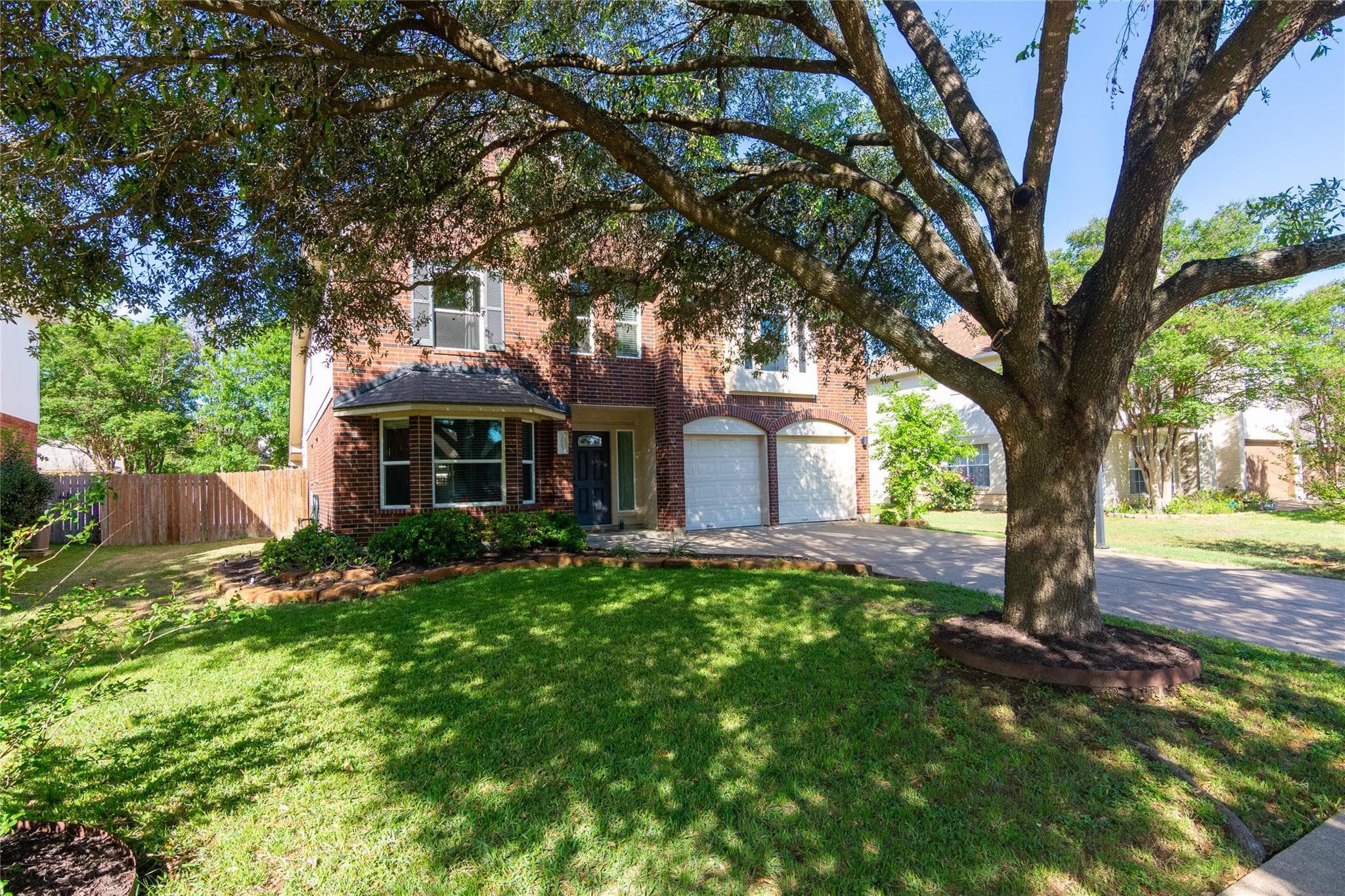 2605  Oakwood Glen Dr