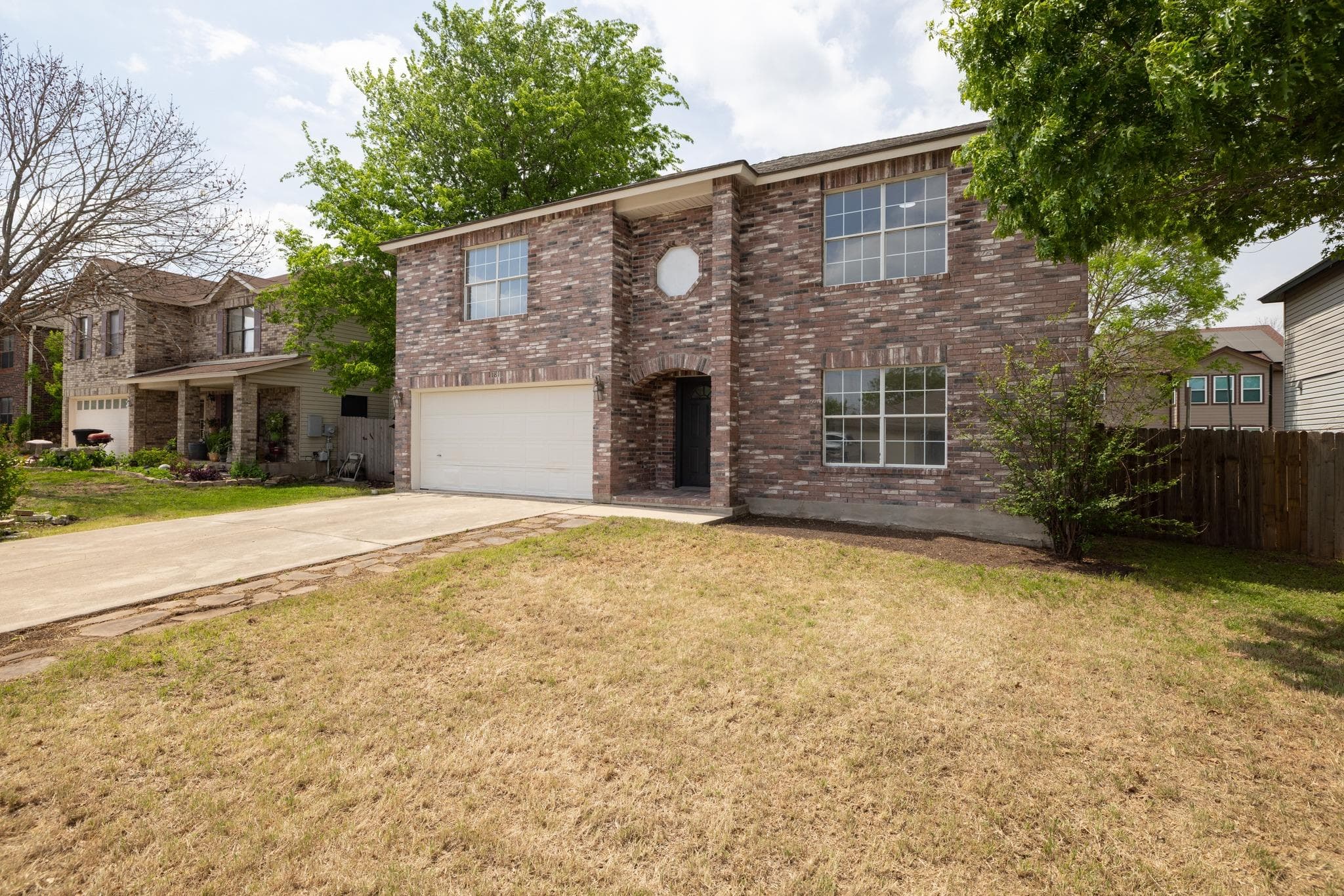 1181  Forest Bluff Trl