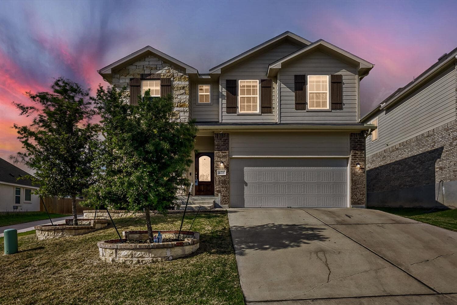 6601  Avila Way