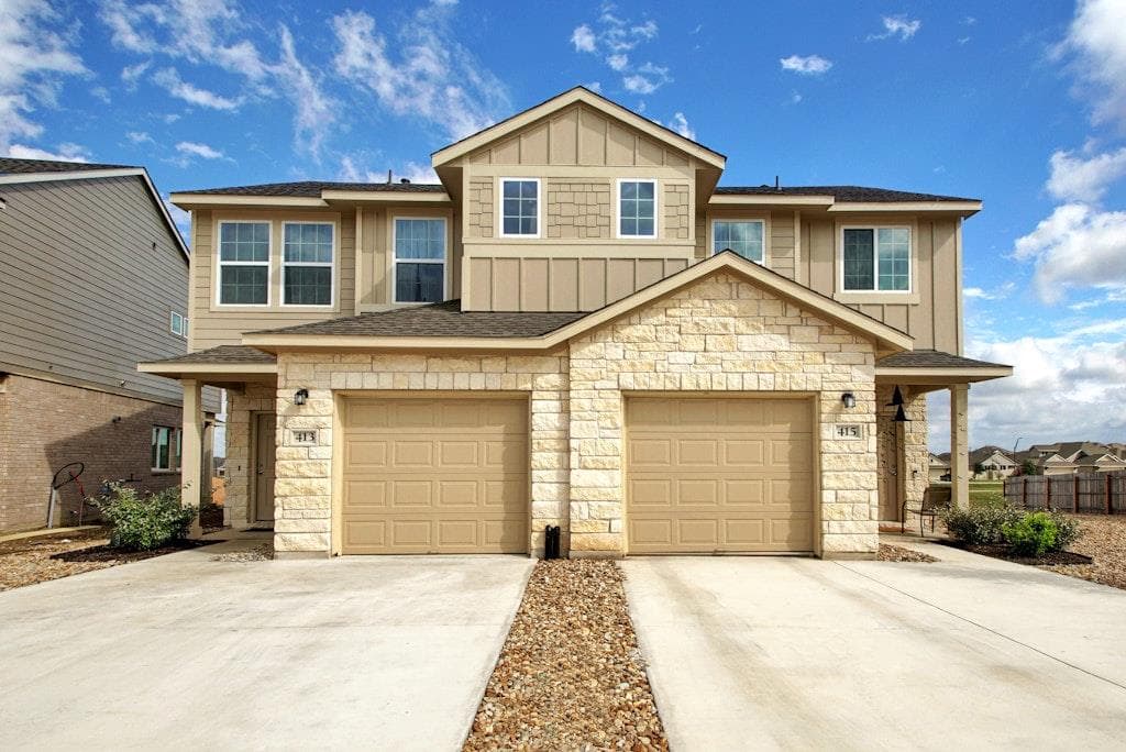 413  White Steppe Way