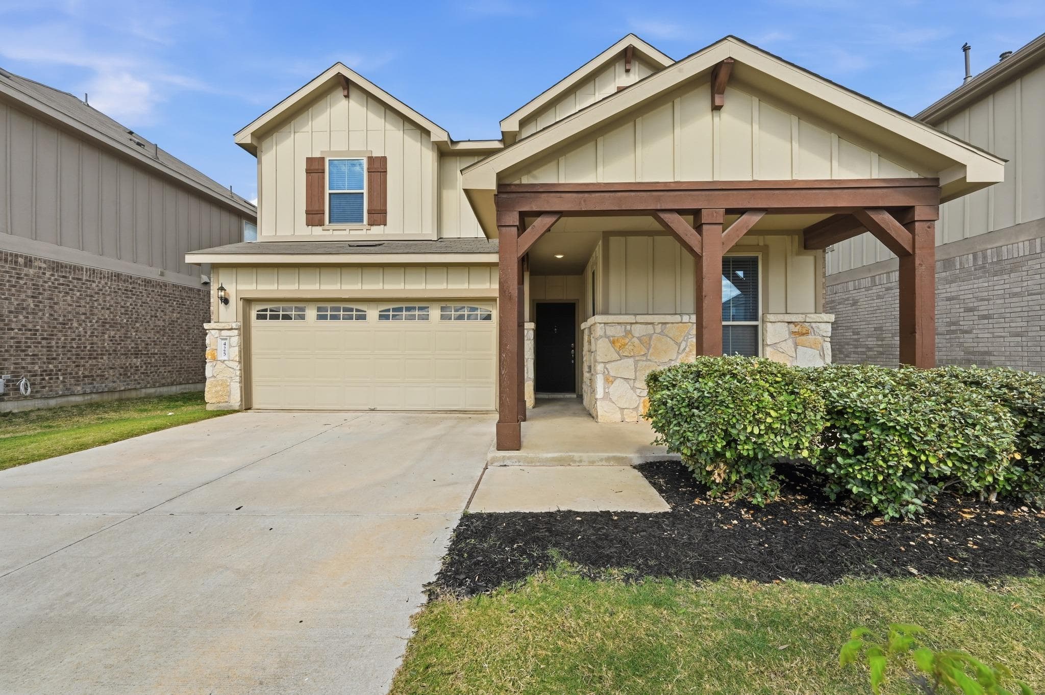 425  Purple Heart Dr