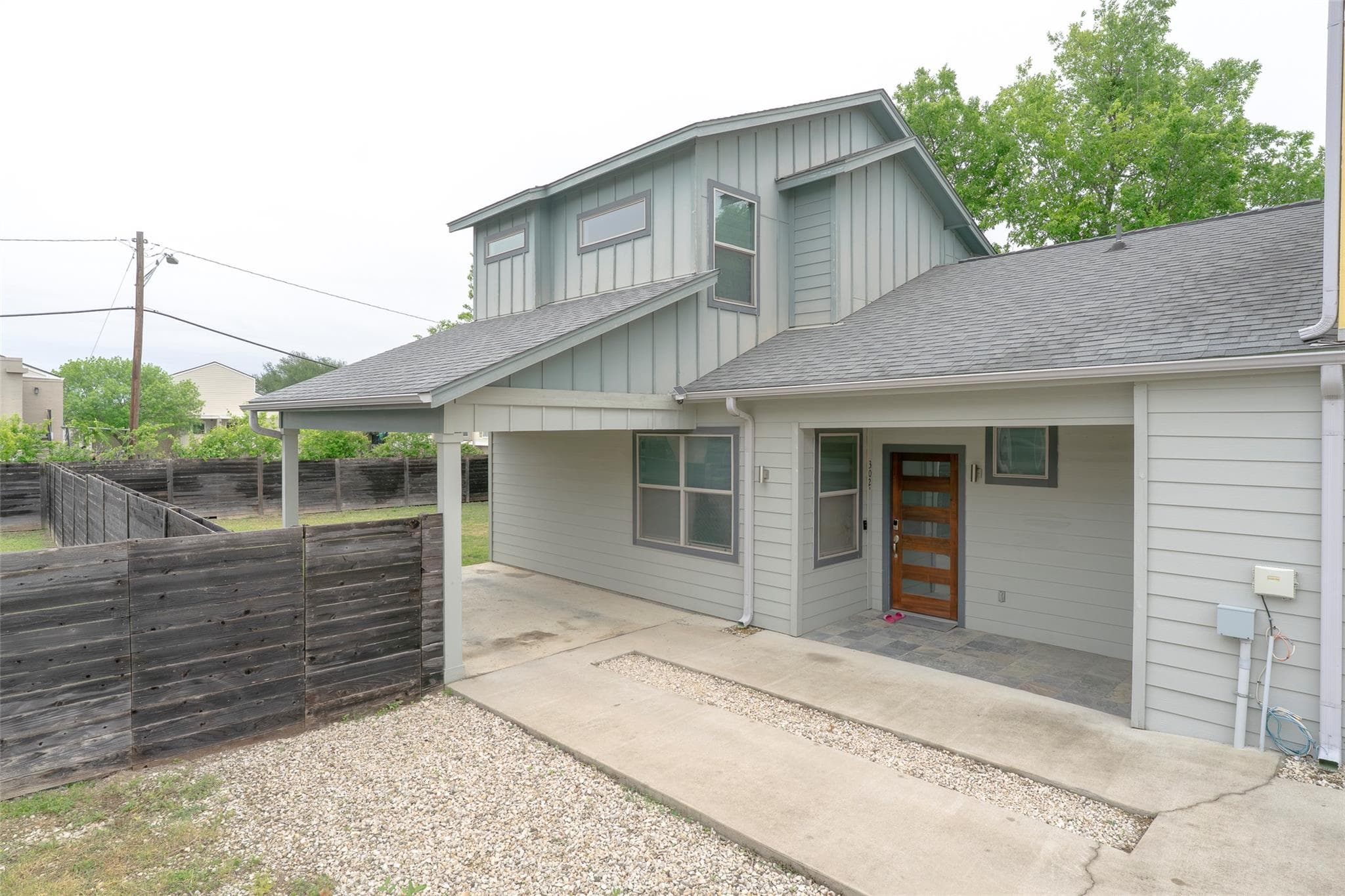 302  Delmar Ave  #B