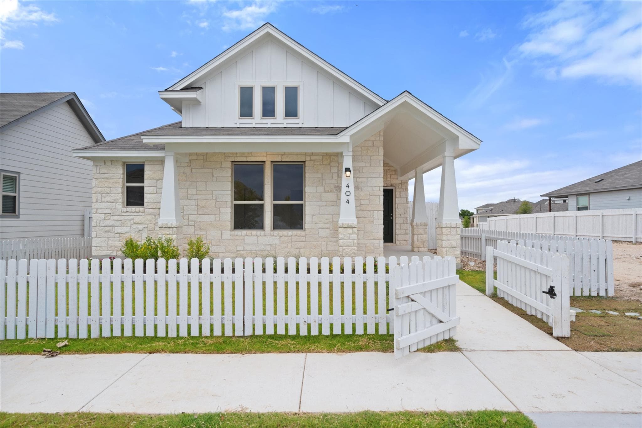 348  Glocken Ln