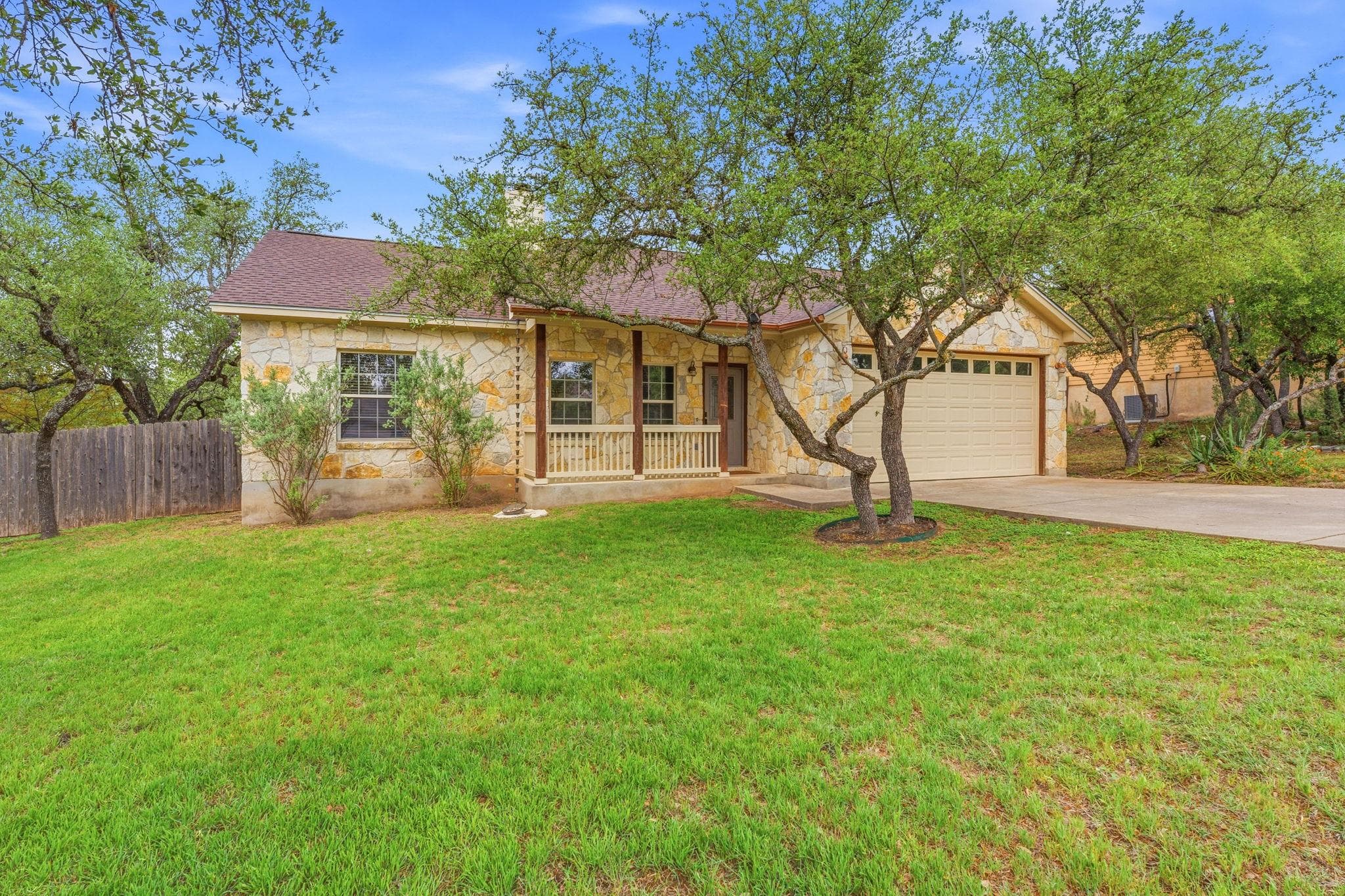 10215  Twin Lake Loop