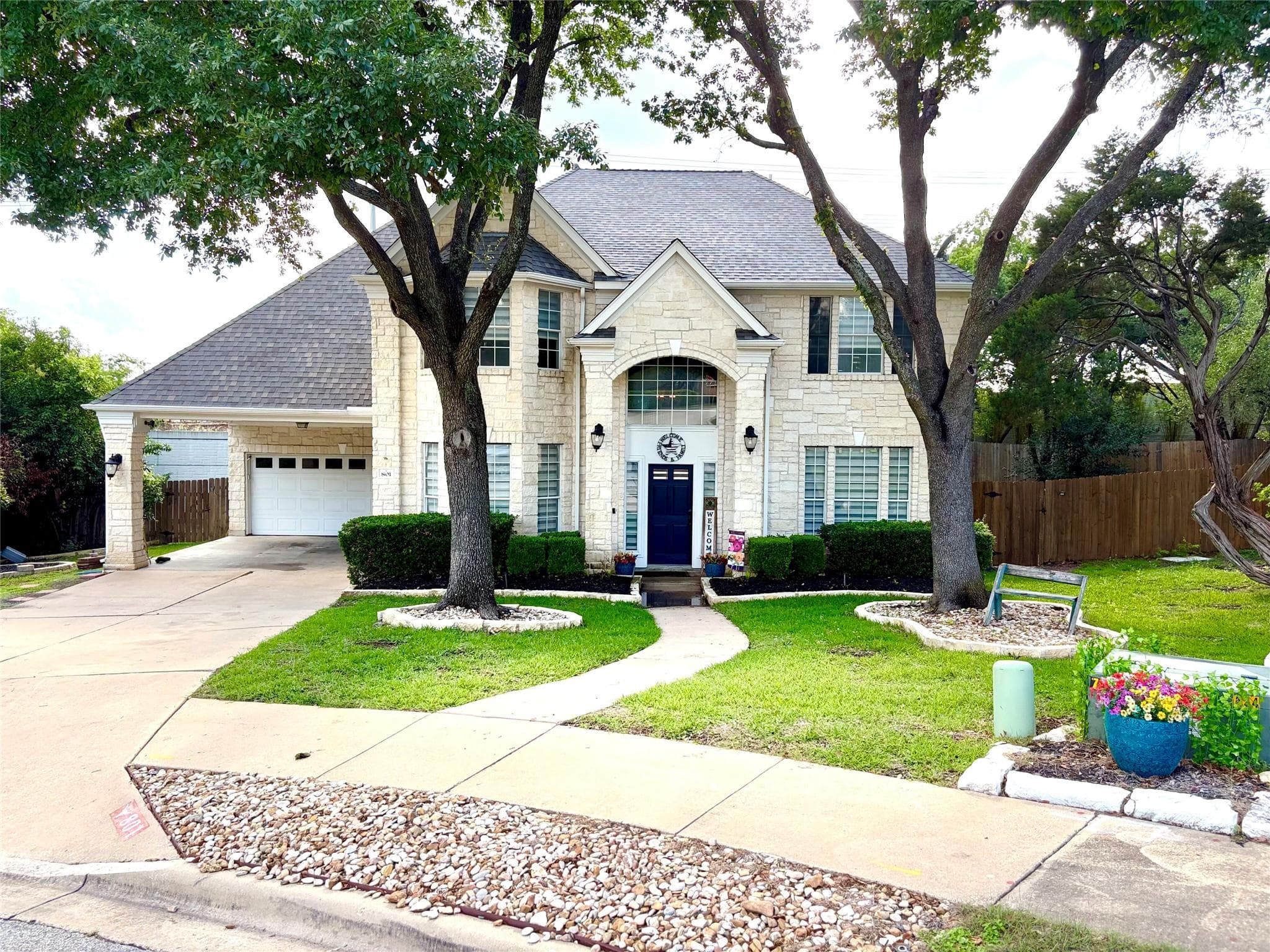 801  Cashew Ln