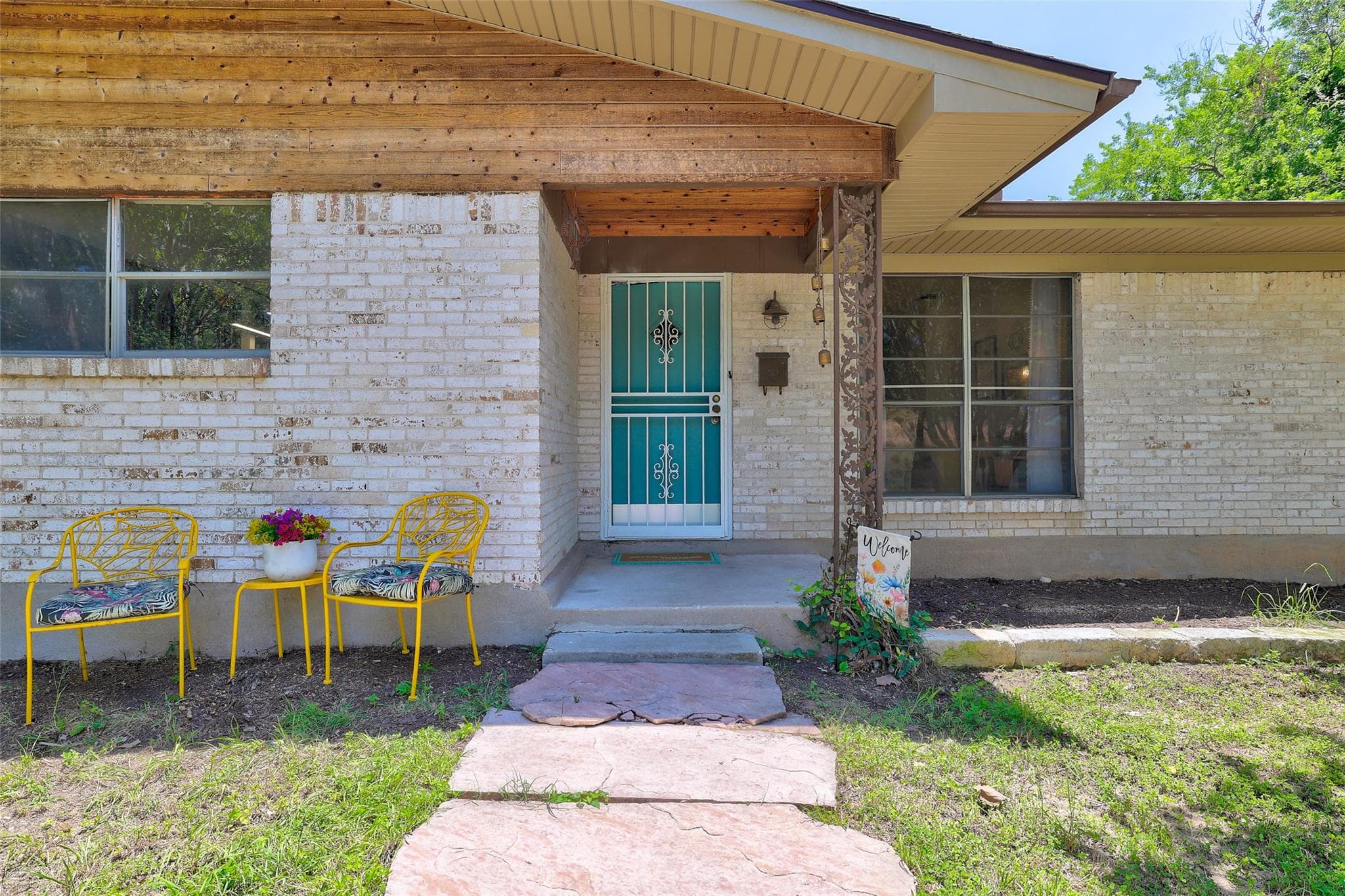 4813 Broadhill Dr