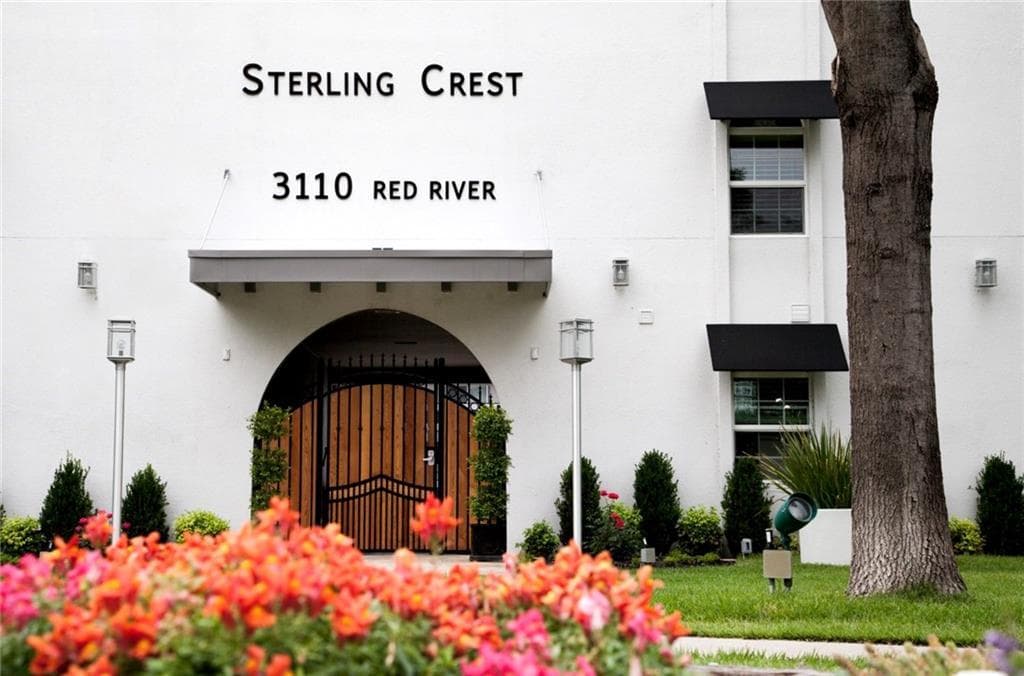 3110  Red River St  #C-402