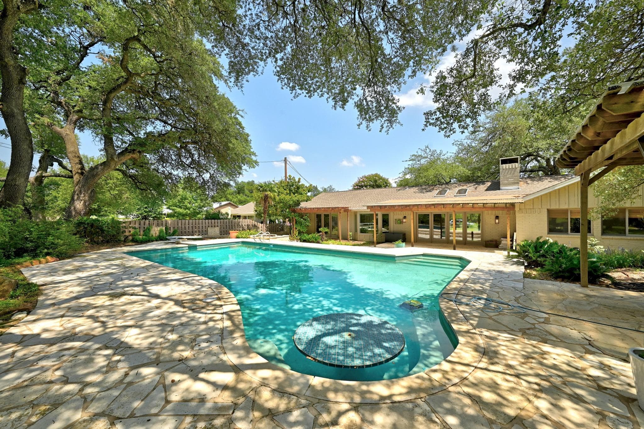 8608  Crest Ridge Cir