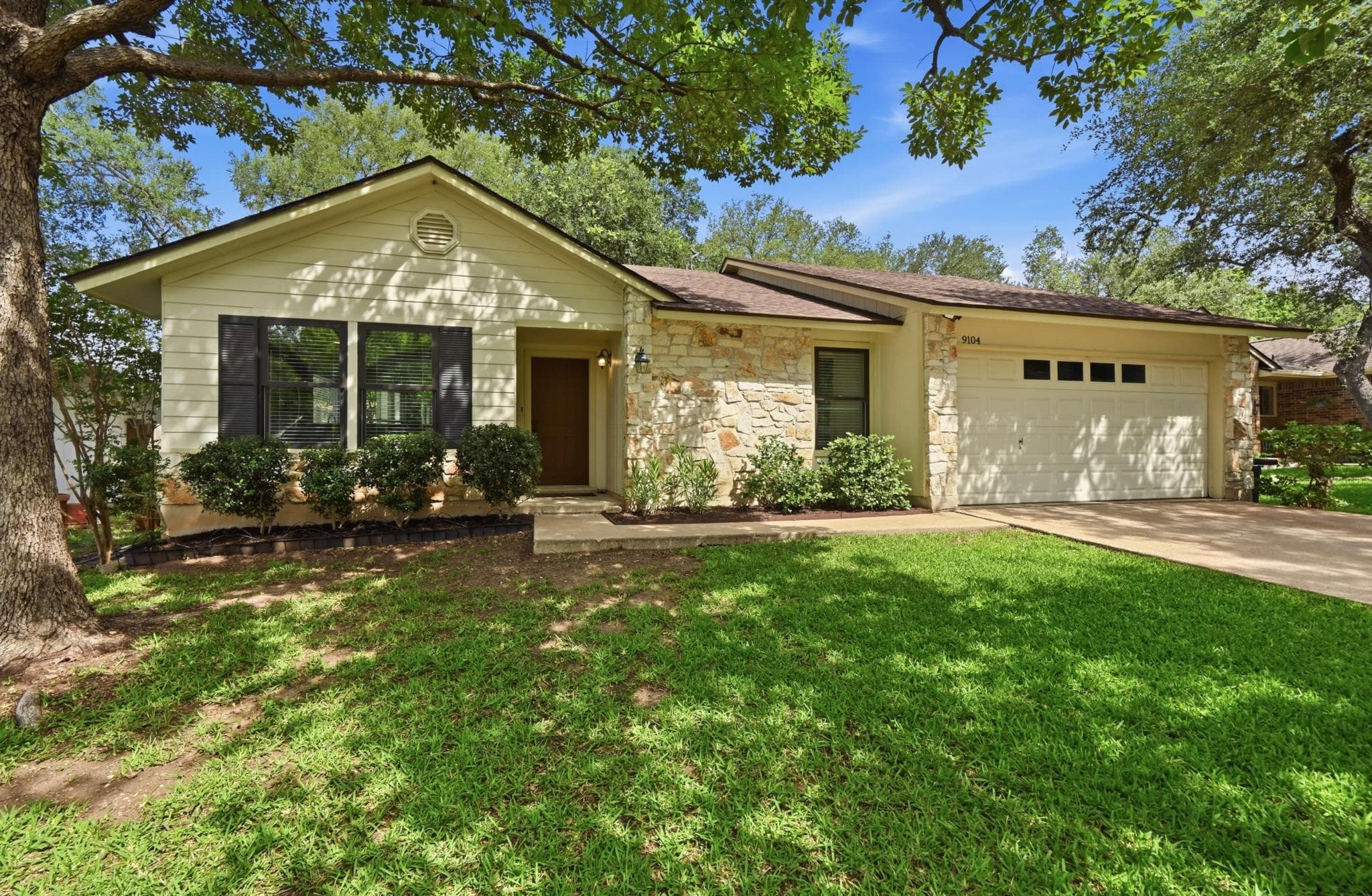 9104  Wagtail Dr
