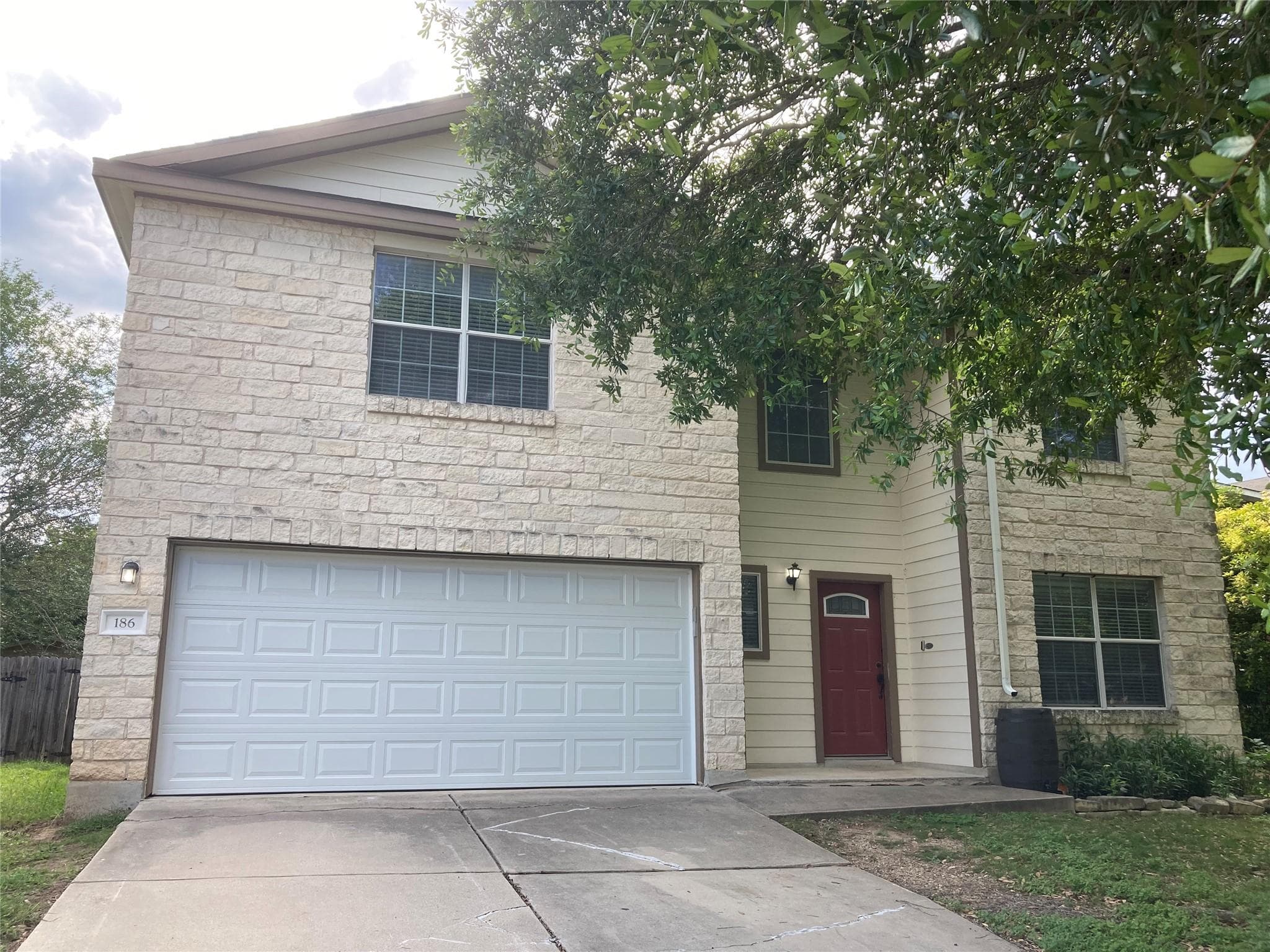 186  Carriage Way