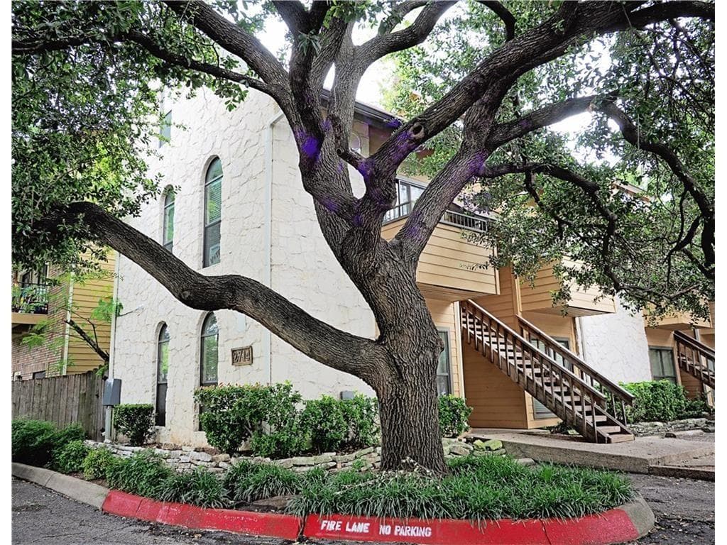 2714 Nueces St #108