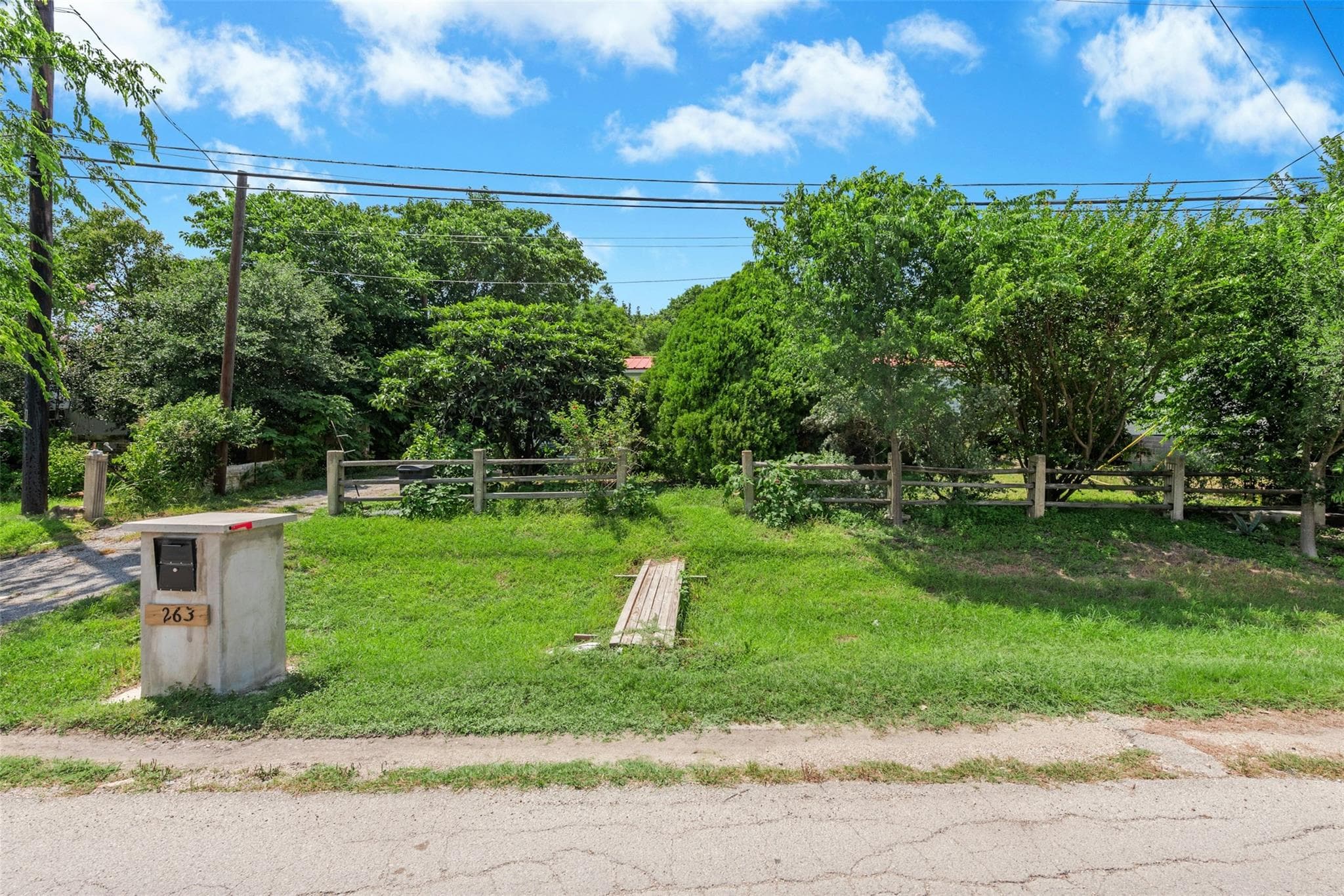 263  Railyard Dr