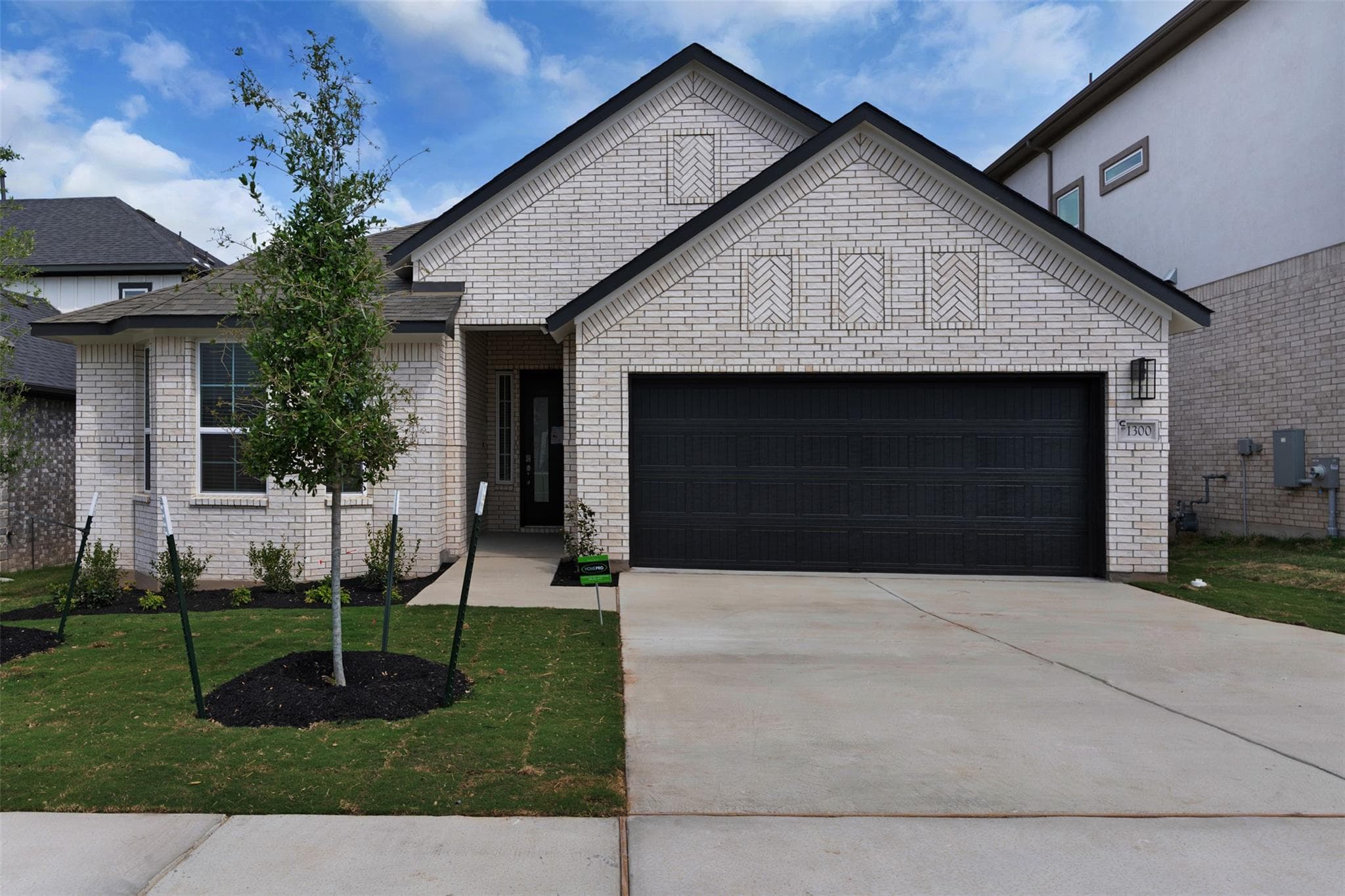 1476 El Paisano Dr
