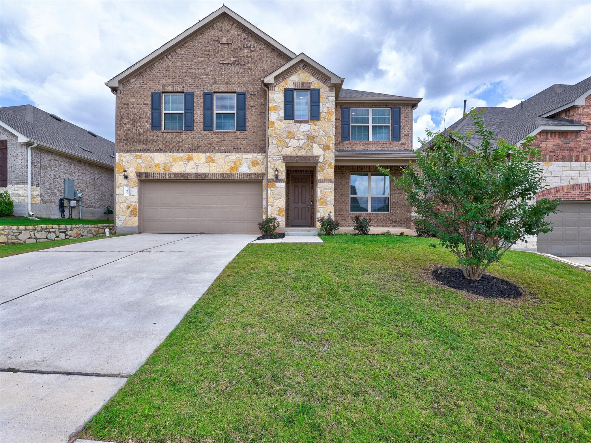 11007  Strawberry Roan Dr
