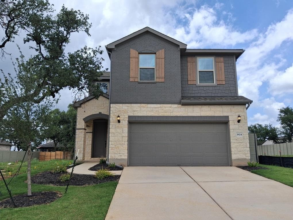 1824  Spring Mountain Cv
