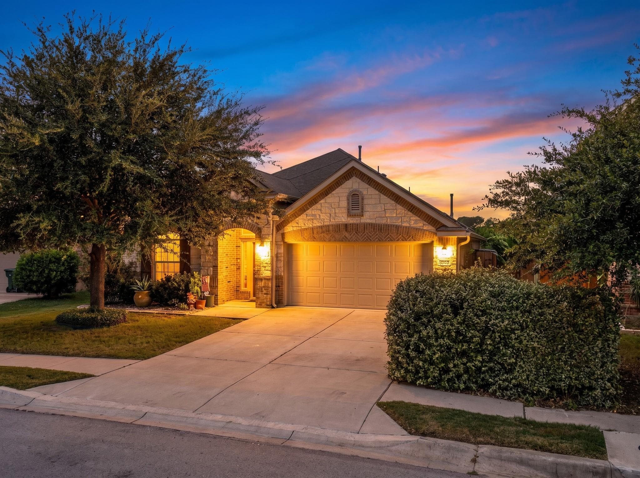 12204  Toluca Dr  #103