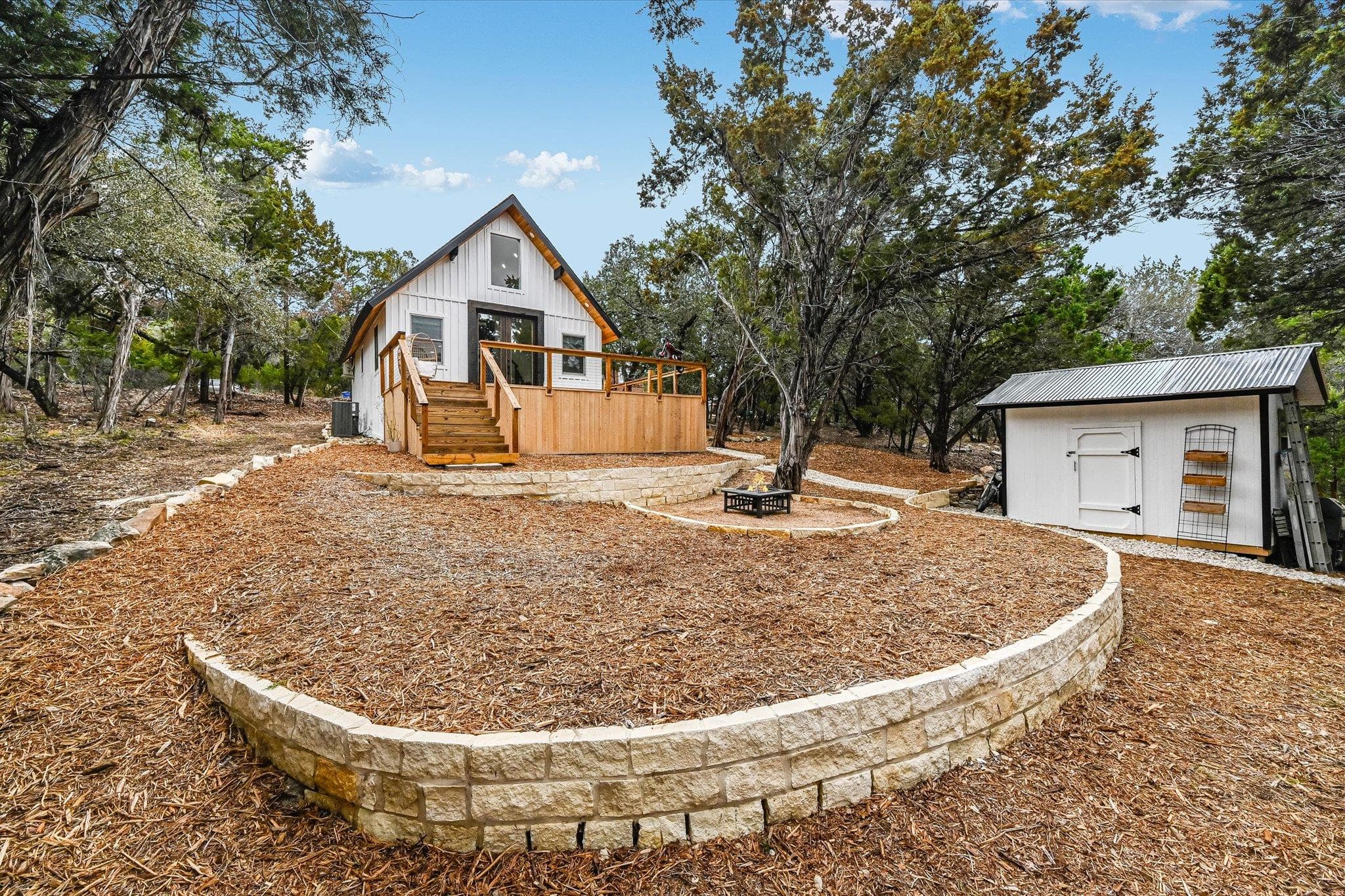 21112  Brewer Ln