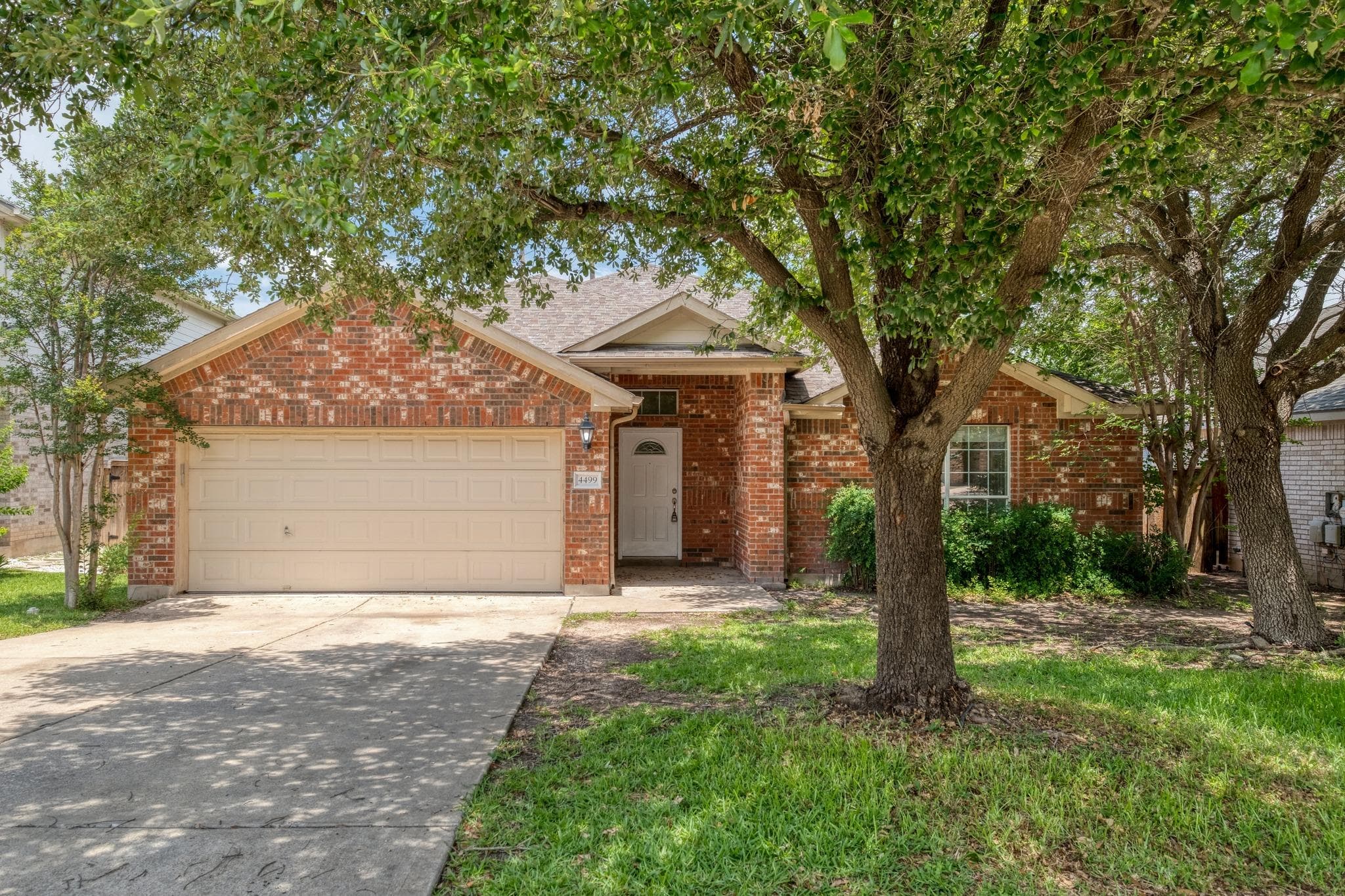 4499  Heritage Well Ln