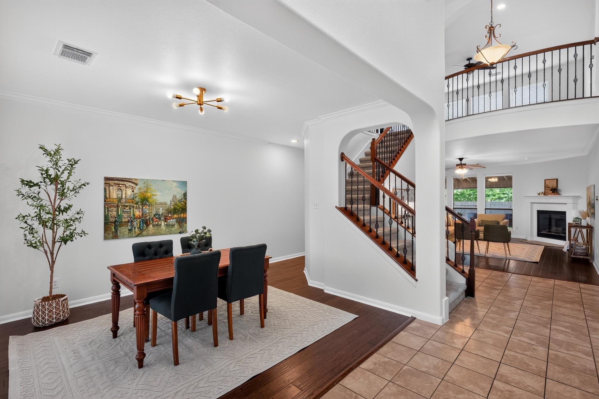 2976  Agave Loop