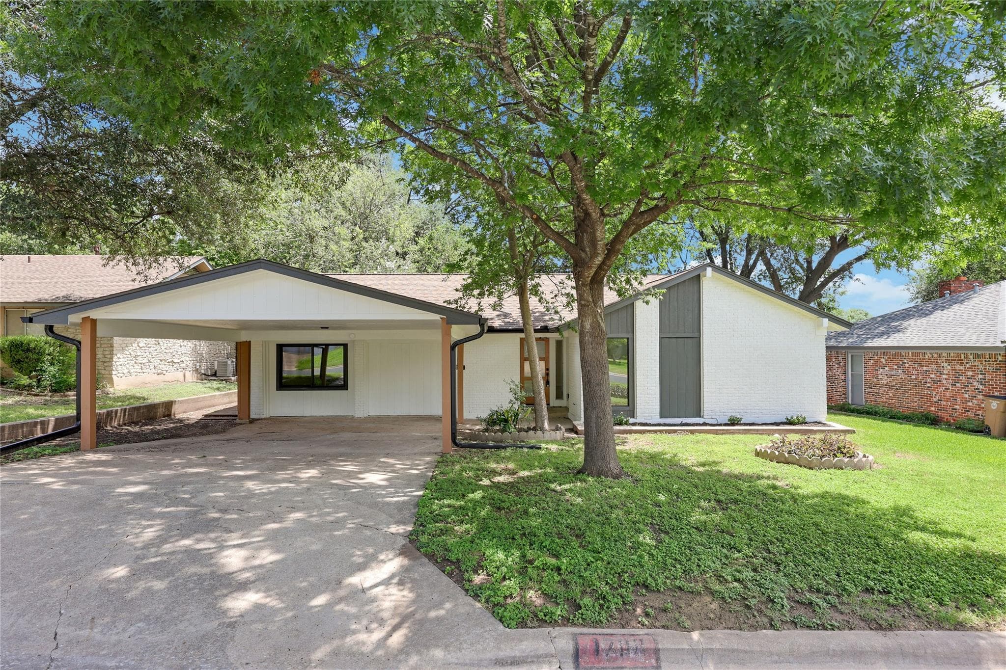 1708 Raven Dr
