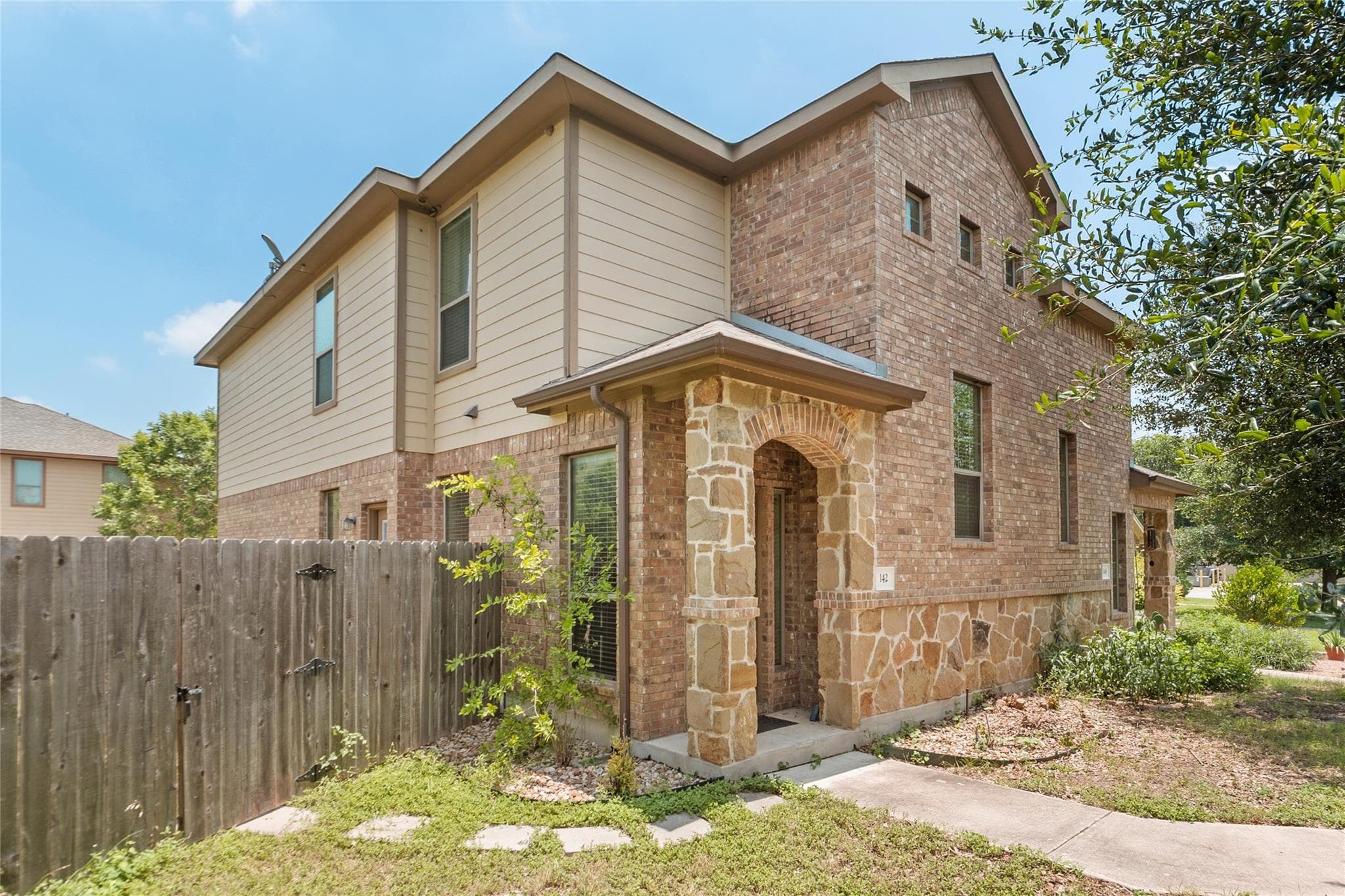 142  Sierra Rose Loop
