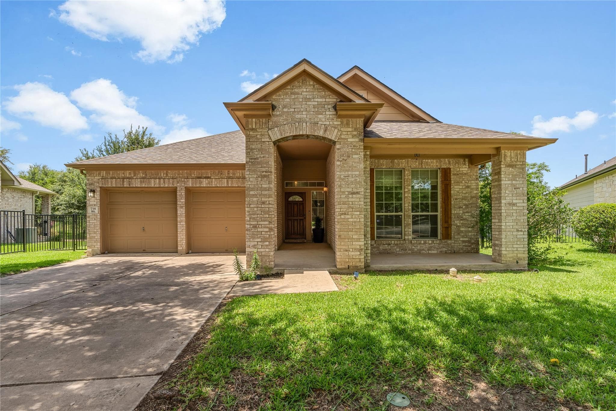 738  Bent Wood Pl