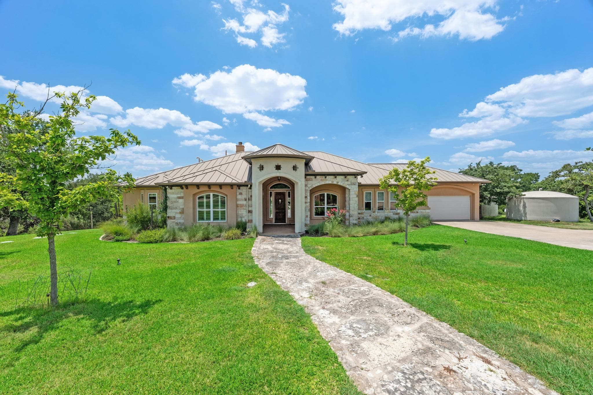 1012 Quail Ridge Dr
