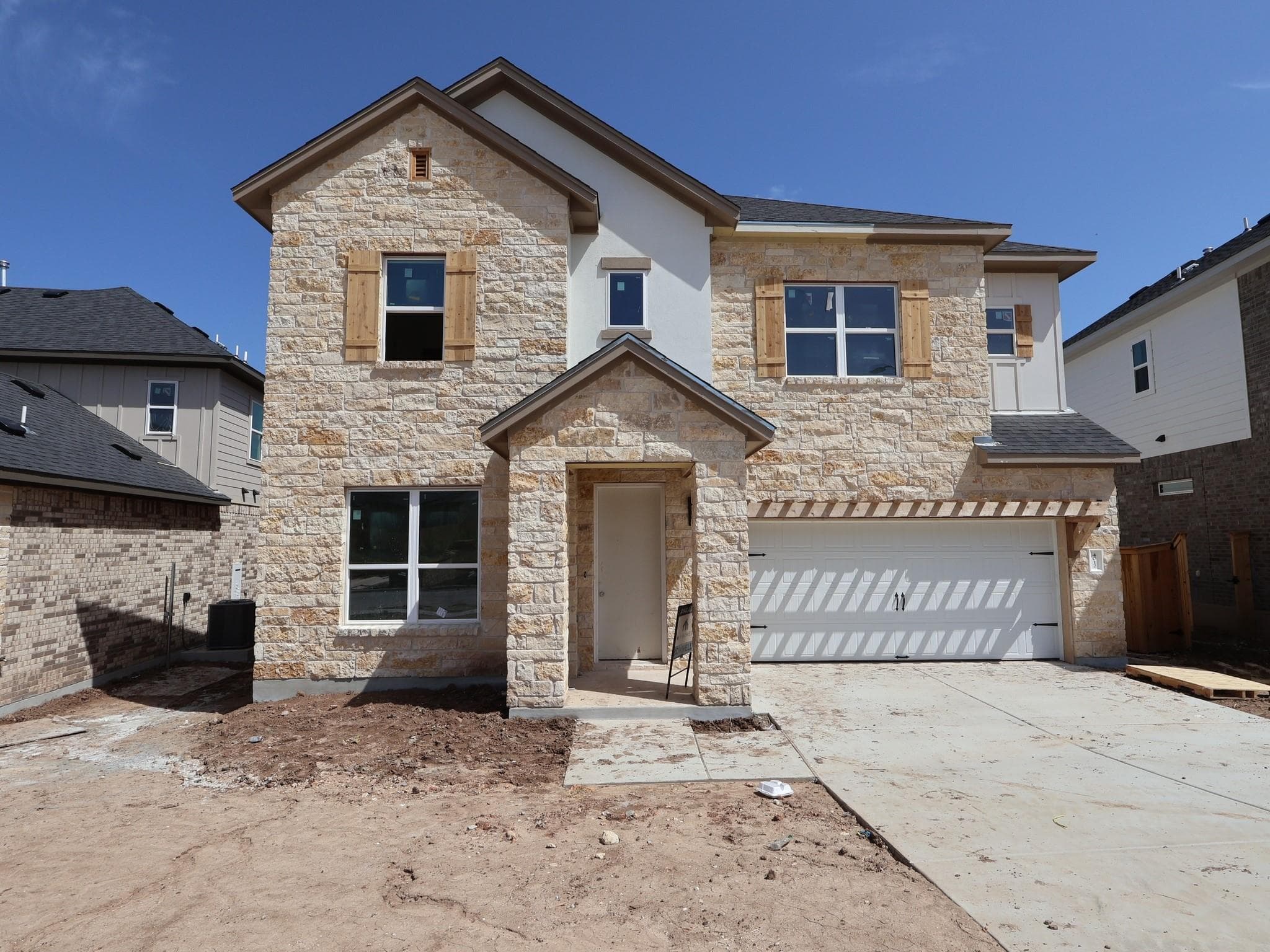4012 Fulton Dr